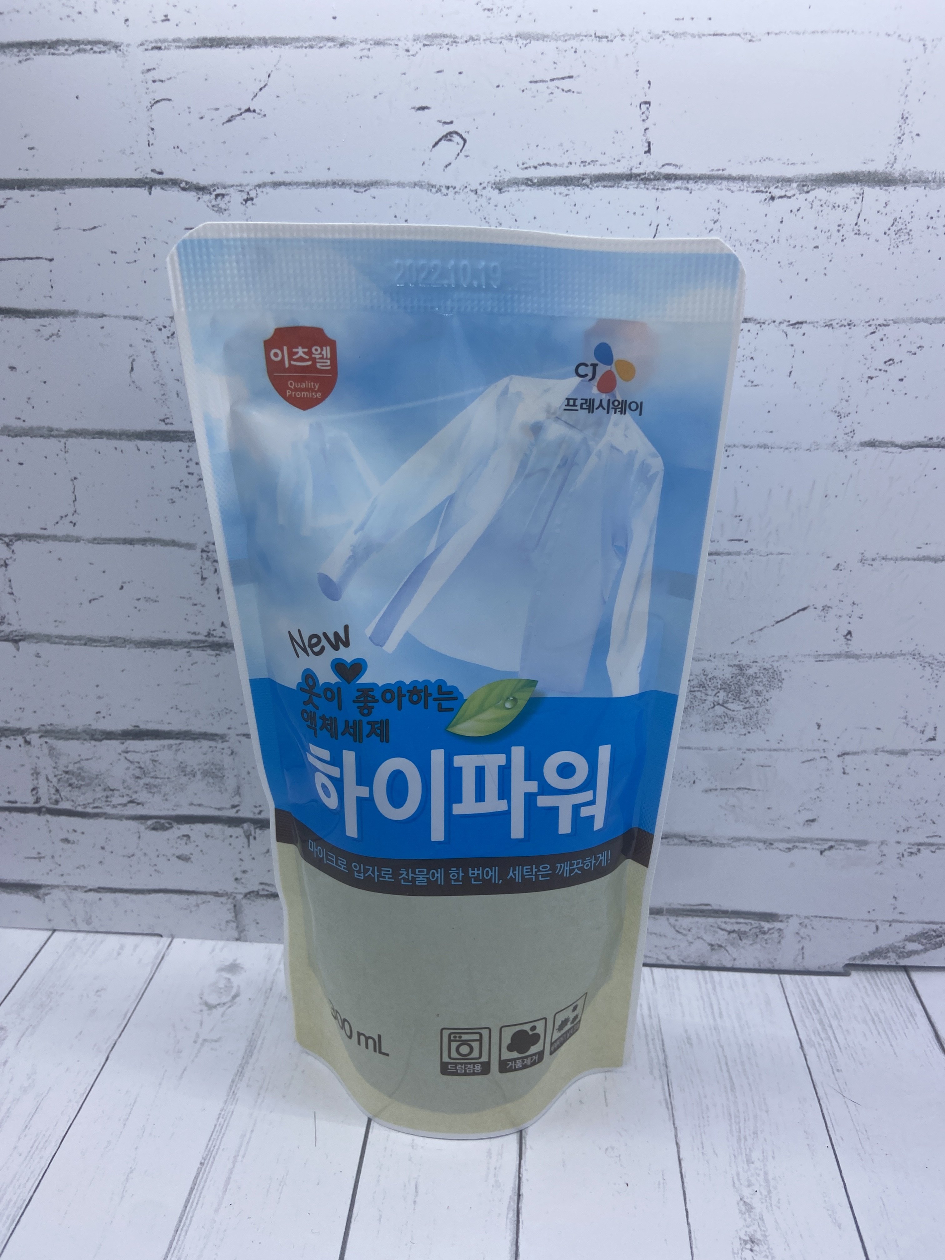 CJ Freshway High Power Гель для стирки высокоэффективный 300 мл на 15 стирок запасной блок