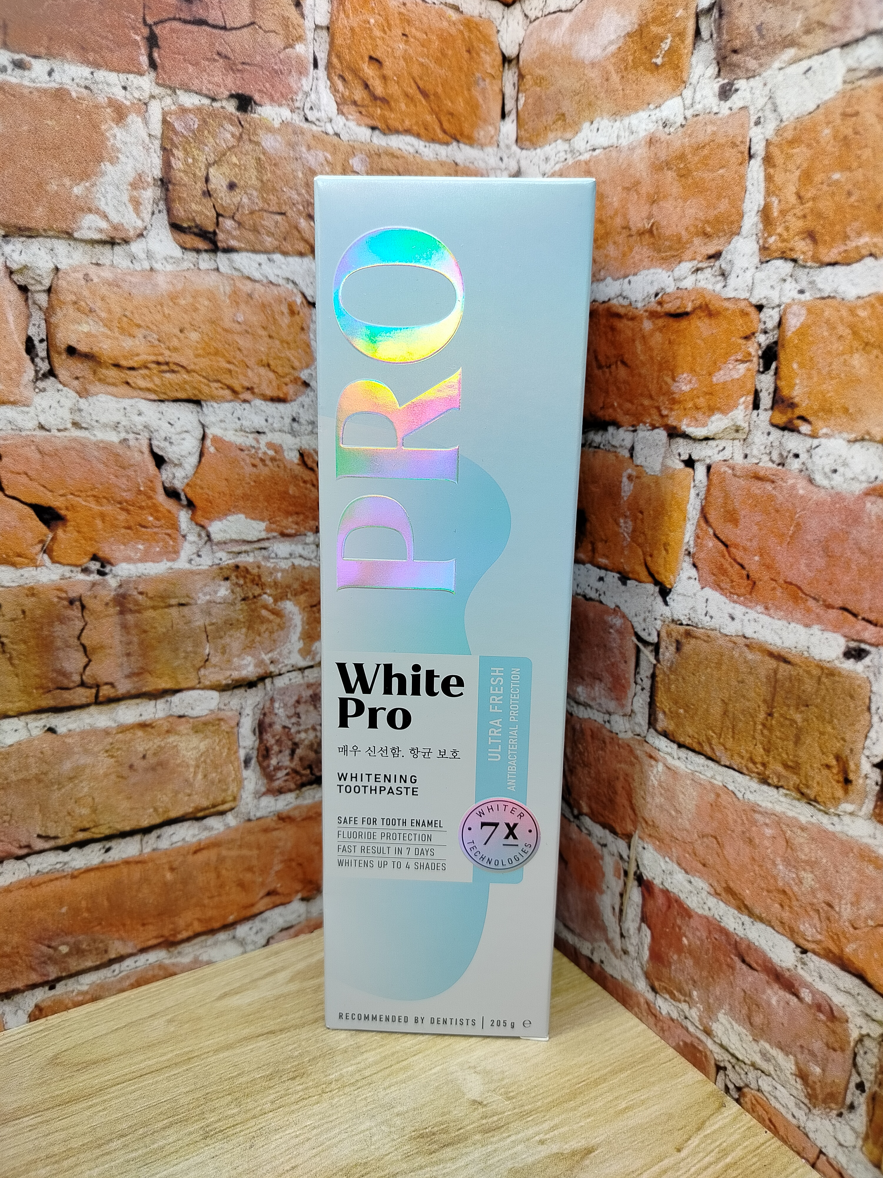 White Pro Whitening Ultra Fresh Зубная паста отбеливающая антибактериальная для длительной свежести дыхания 205 гр