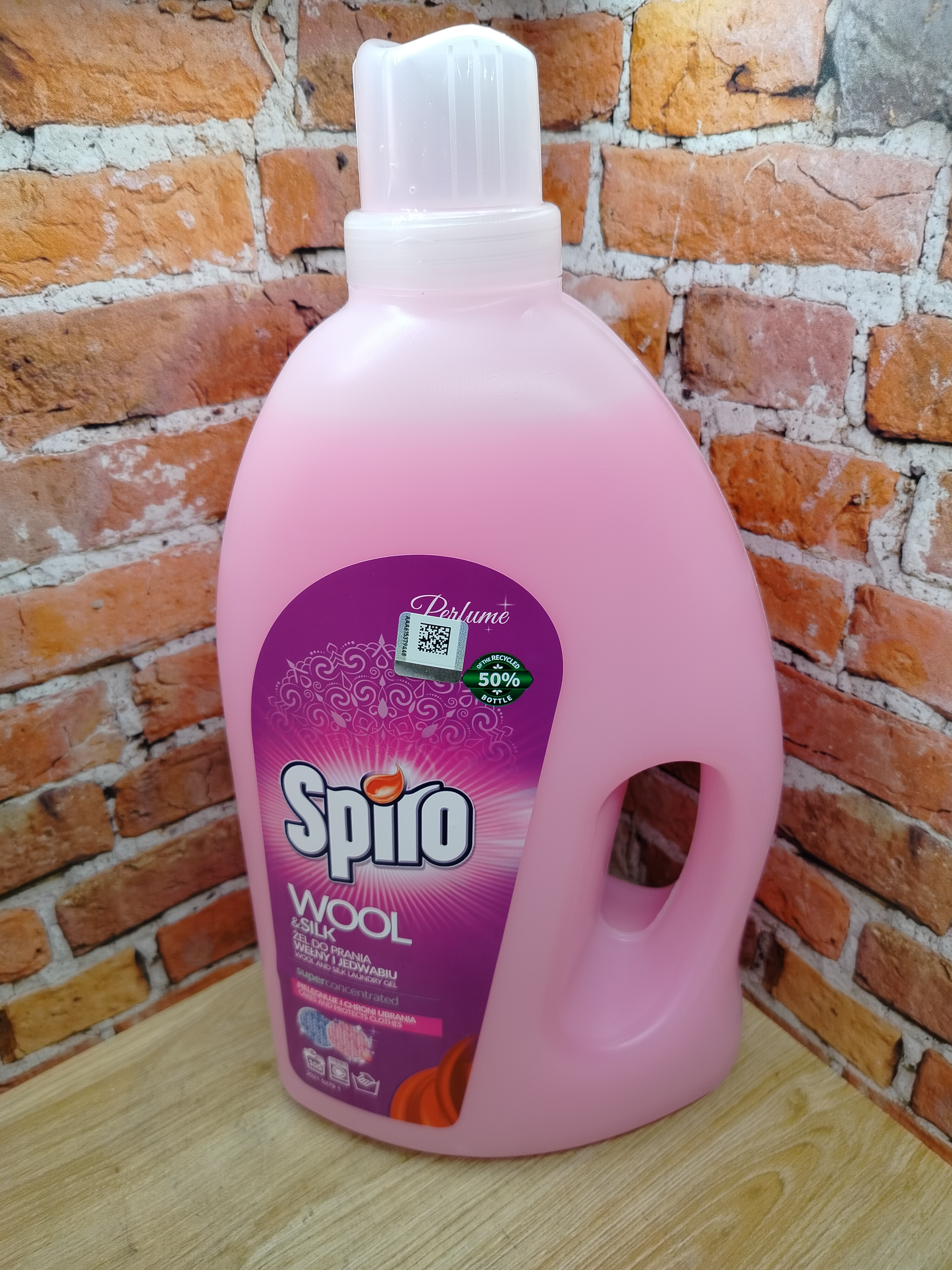 Clovin Spiro Perfect Gel Wool & Silk Гель для стирки деликатных тканей, шерсти и шелка 3150 мл на 45 стирок