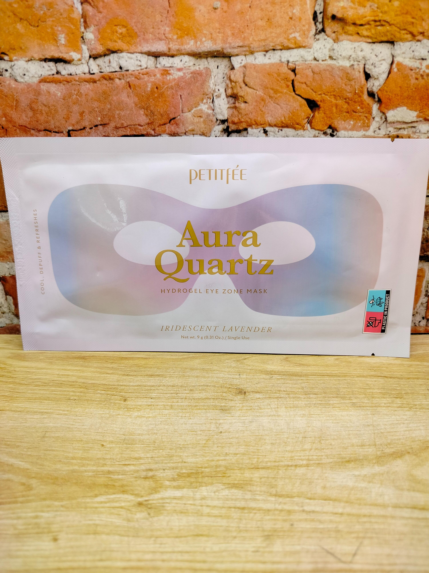 Petitfee Hydrogel Eye Zone Mask Aura Quartz Гидрогелевая маска для зоны глаз против отеков с жемчужным протеином и лавандой 9 гр