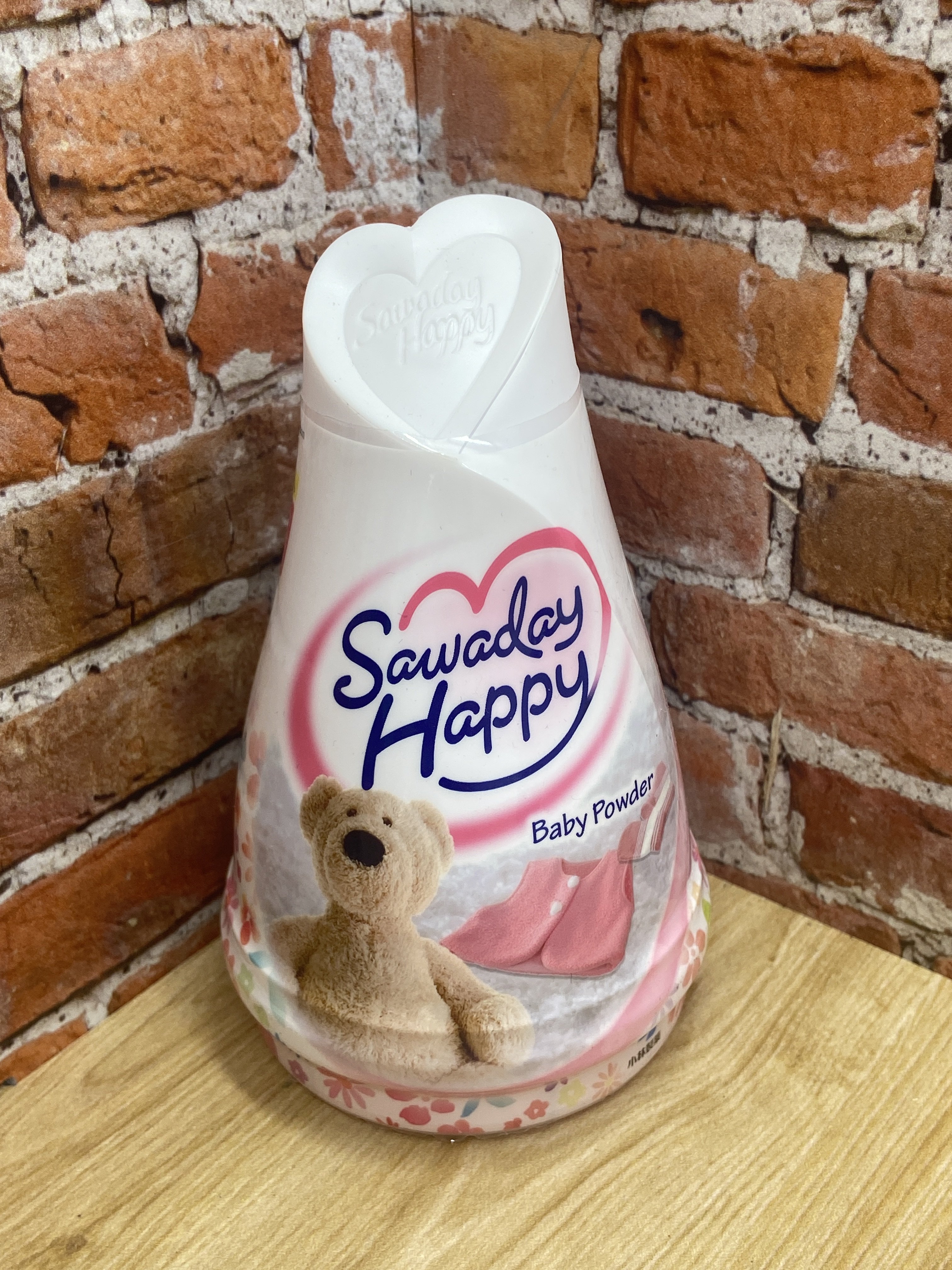 Kobayashi Sawaday Happy Baby Powder Гелевый освежитель воздуха для комнаты с ароматом Детской присыпки 120 гр