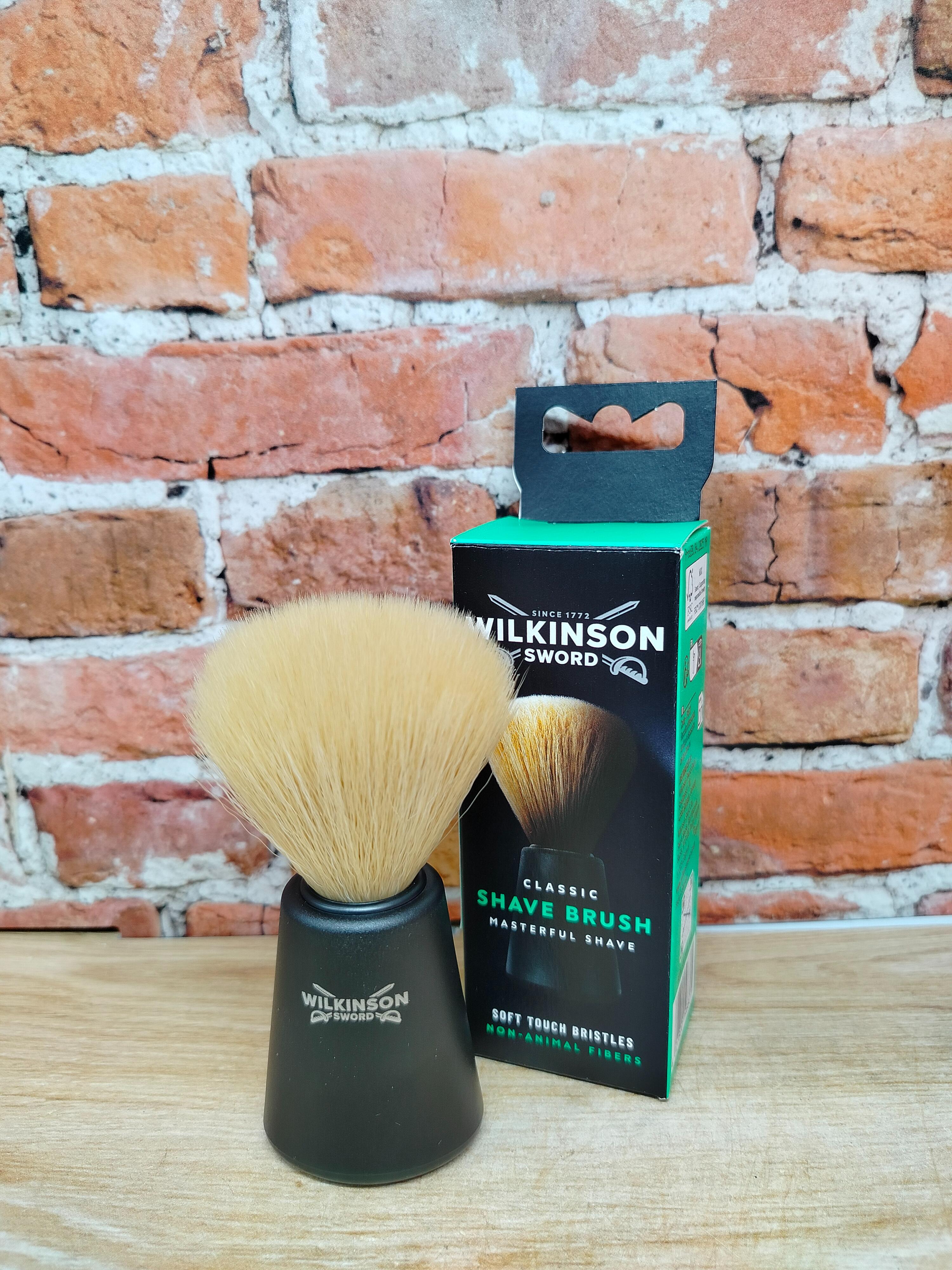 Wilkinson Sword Classic Shave Brush Masterful Помазок для бритья из щетины неживотного происхождения