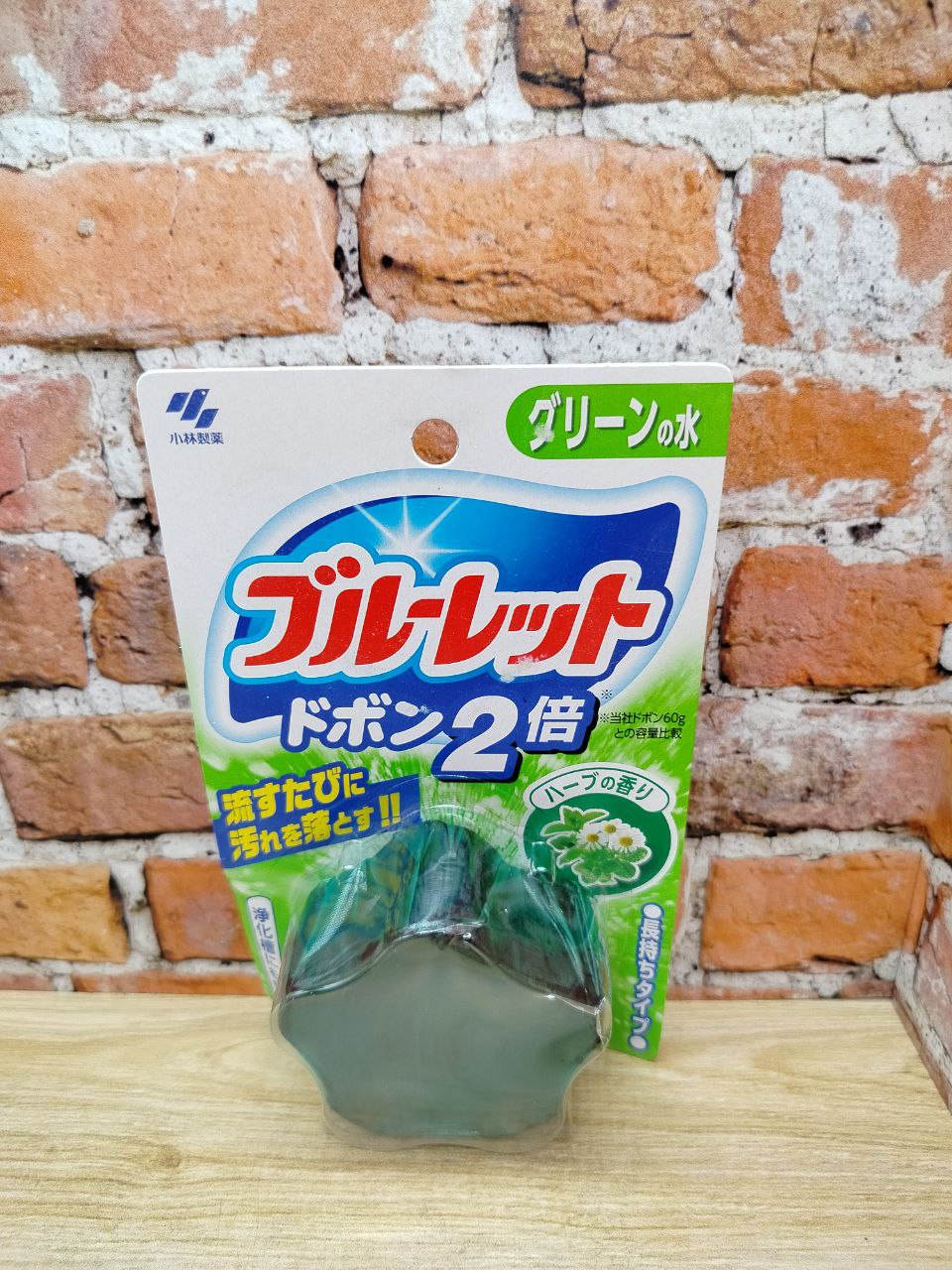 Kobayashi Bluelet Dobon W Herb Двойная очищающая и дезодорирующая таблетка для бачка унитаза с ароматом трав 120 гр