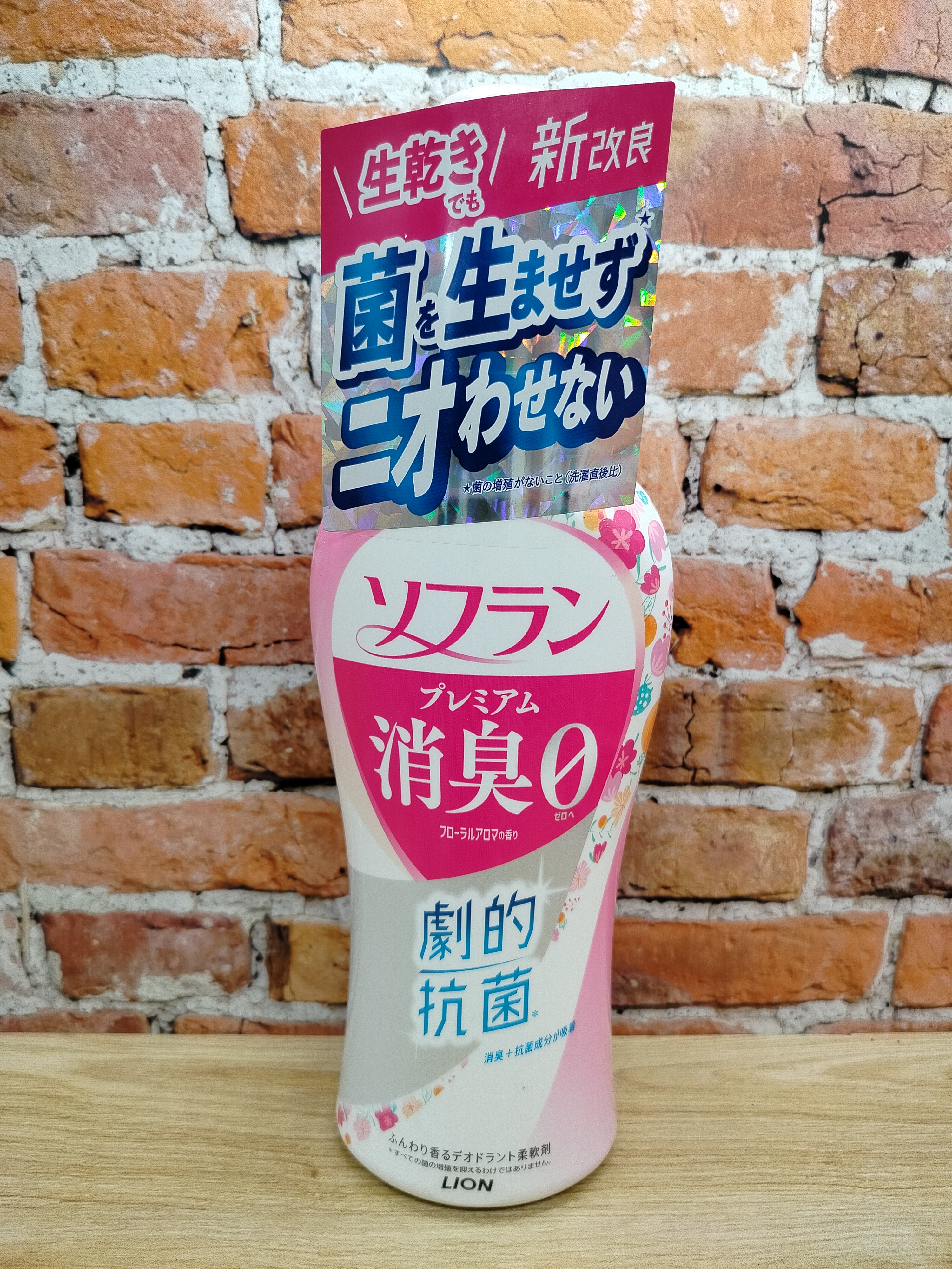 Lion Soflan 323 Ополаскиватель для белья антибактериальный с ароматом цветов 510 мл