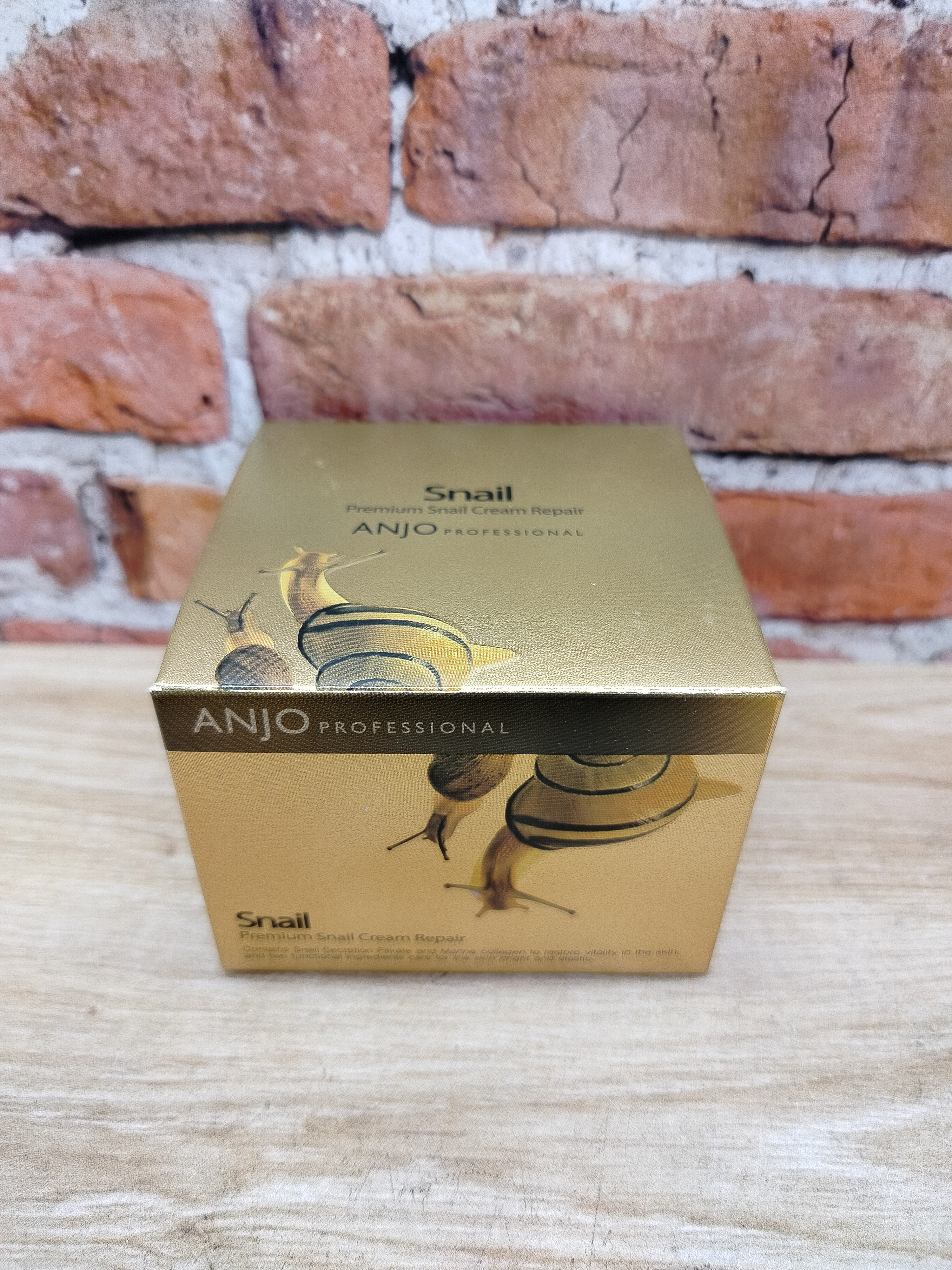 Anjo Professional Premium Snail Cream Repair Крем для лица восстанавливающий с муцином улитки 50 мл