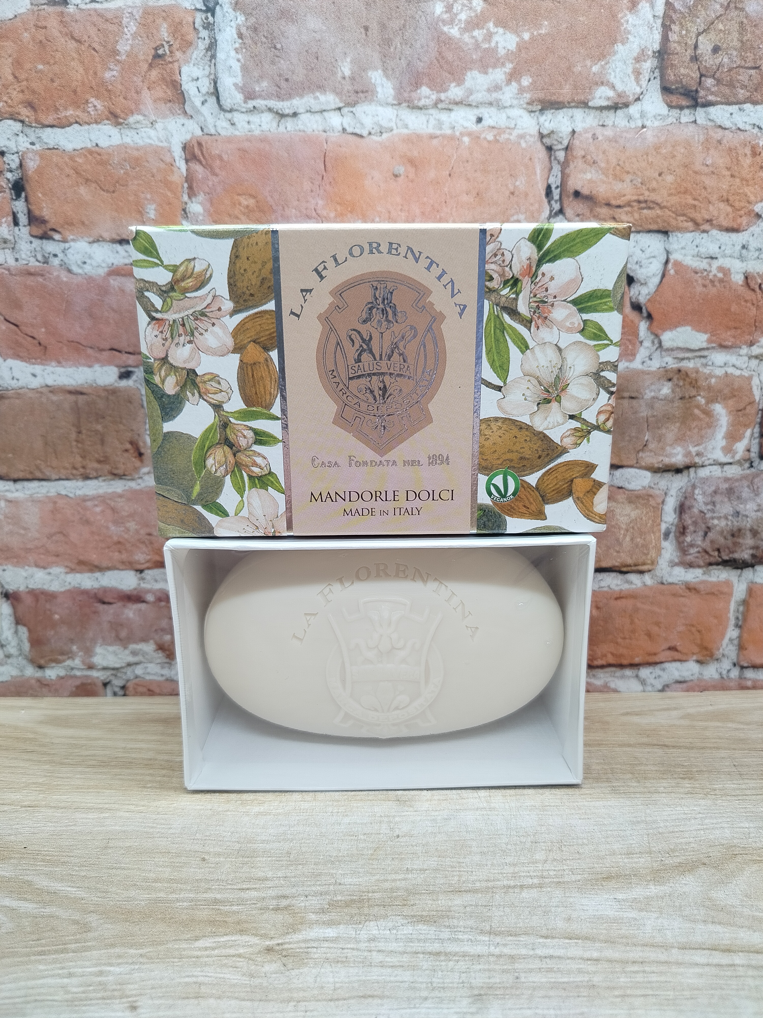 La Florentina Bath Soap Sweet Almonds Мыло для тела с маслом ши, оливковым маслом и экстрактом Сладкого миндаля 300 гр