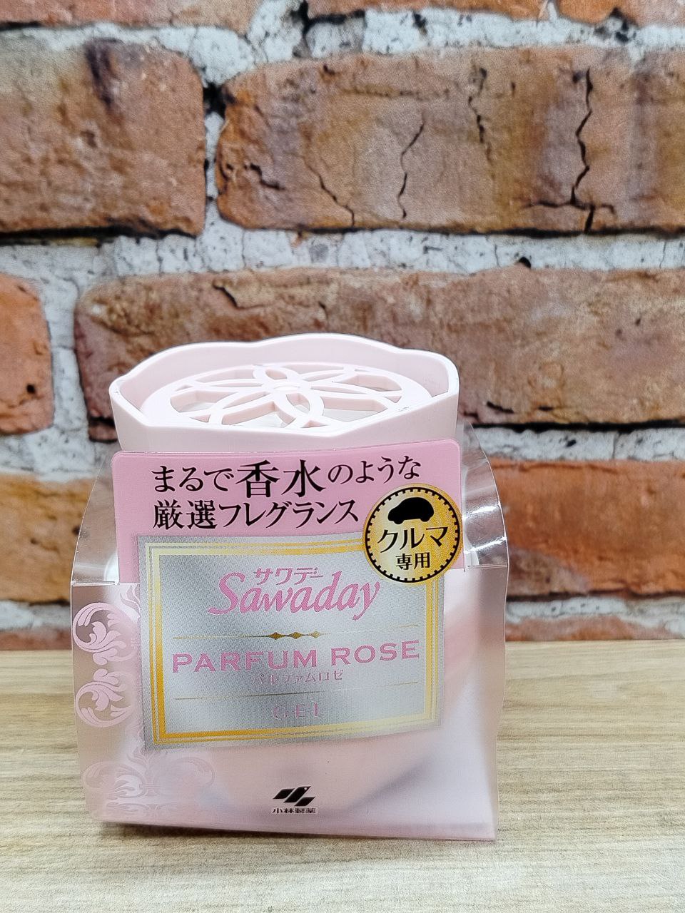 Kobayashi Sawaday Gel Parfum Rose Гелевый освежитель воздуха для салона автомобиля 90 гр