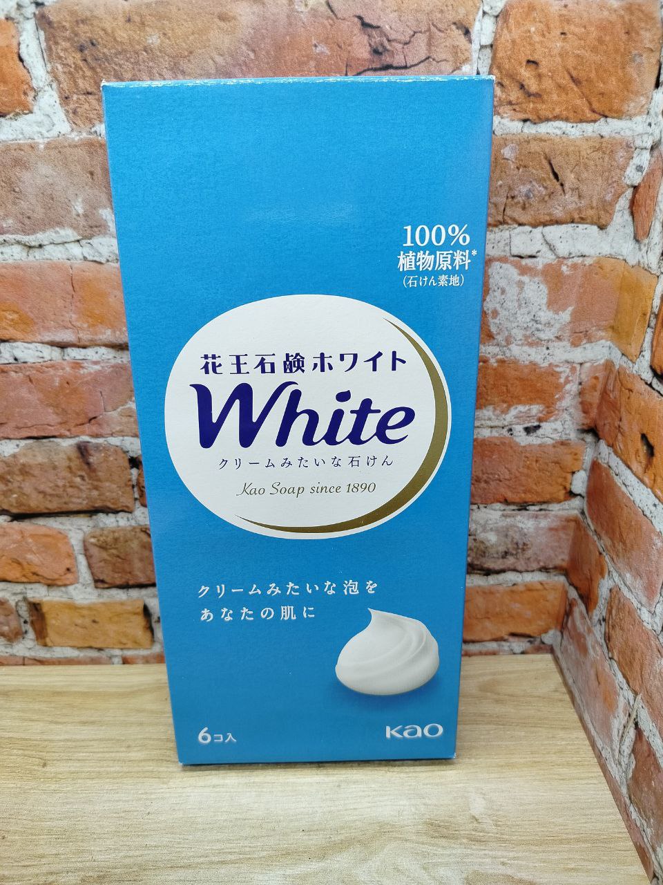 Kao White Туалетное мыло натуральное увлажняющее со скваланом и ароматом цветочного мыла 85 гр 6 шт