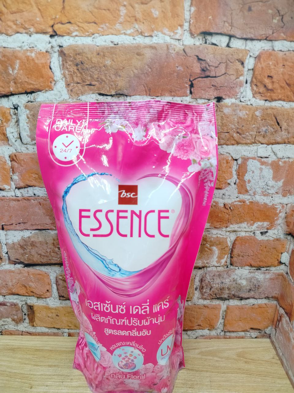 Lion Essence Floral Кондиционер для белья 600 мл в мягкой упаковке