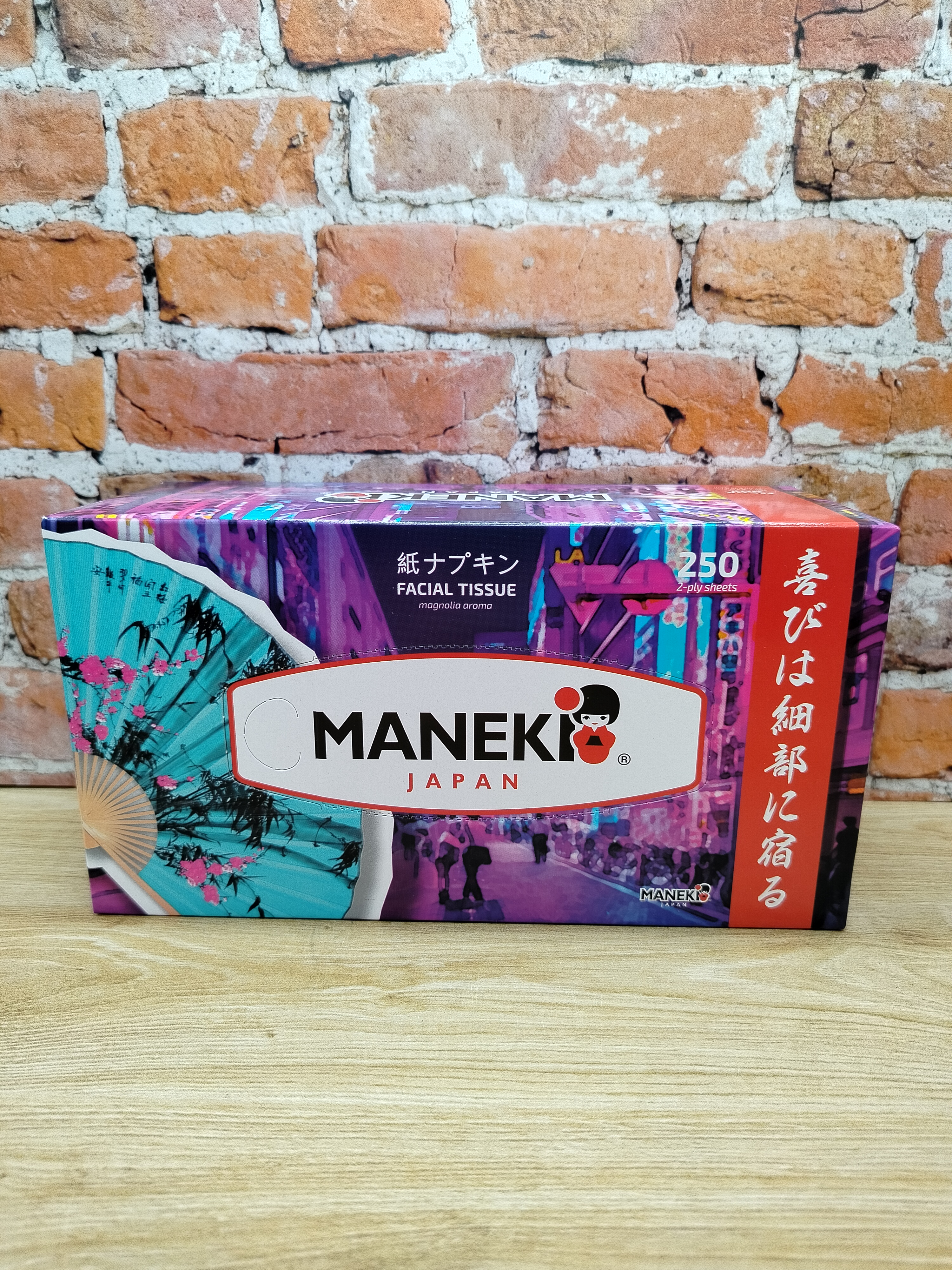 Maneki Dream Салфетки-выдергушки бумажные двухслойные гладкие белые с ароматом Магнолии 250 шт