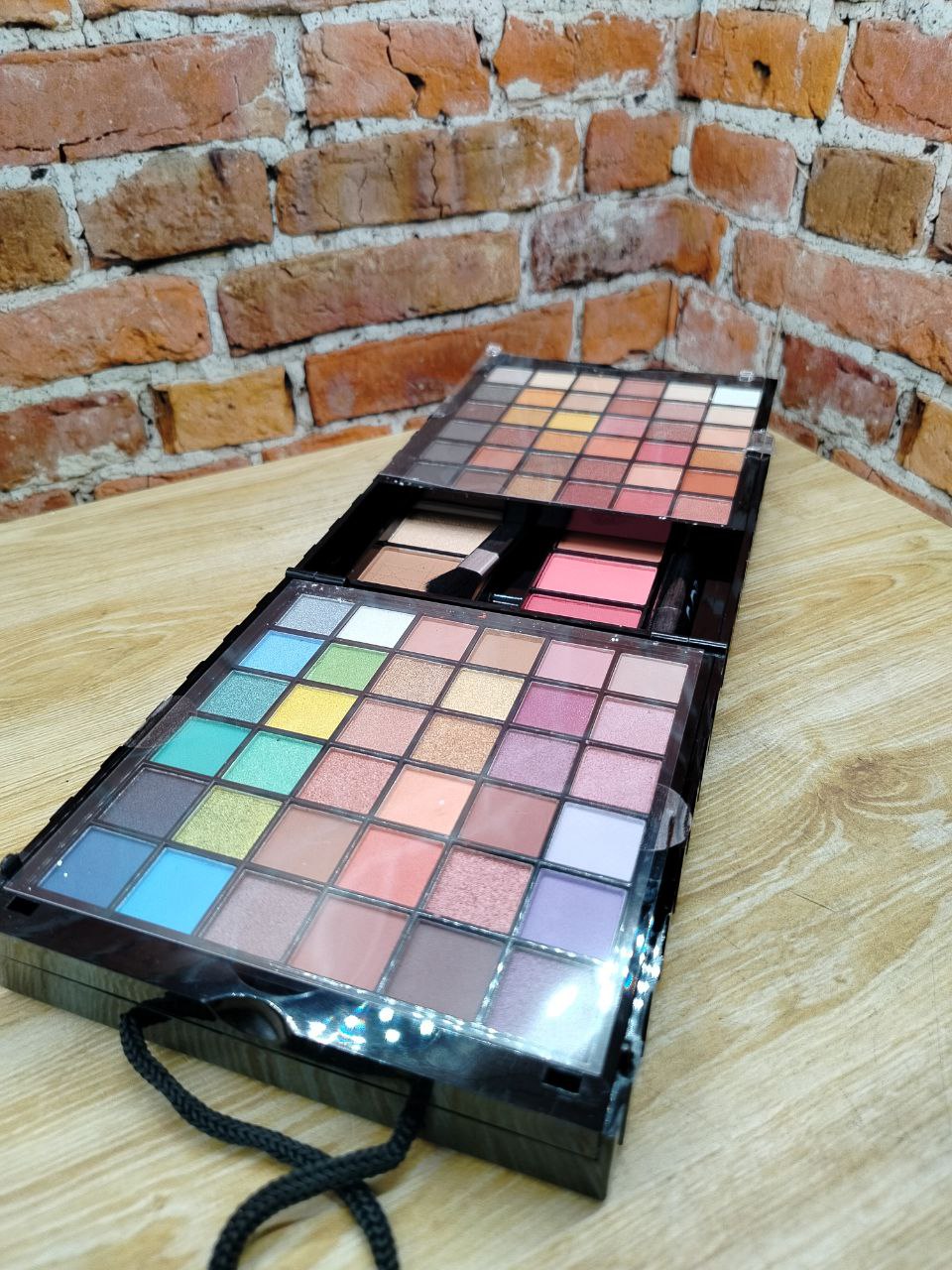 FS Beauty Rose De Luxe Make Up Kit 91 Подарочный набор декоративной косметики в органайзере