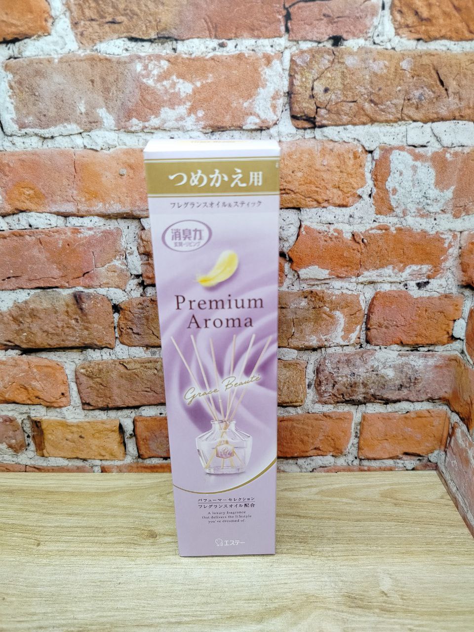 ST Shoushuuriki Premium Aroma Stick Наполнитель и сменные палочки для освежителя воздуха с ротанговыми палочками Утонченная красота 50 мл