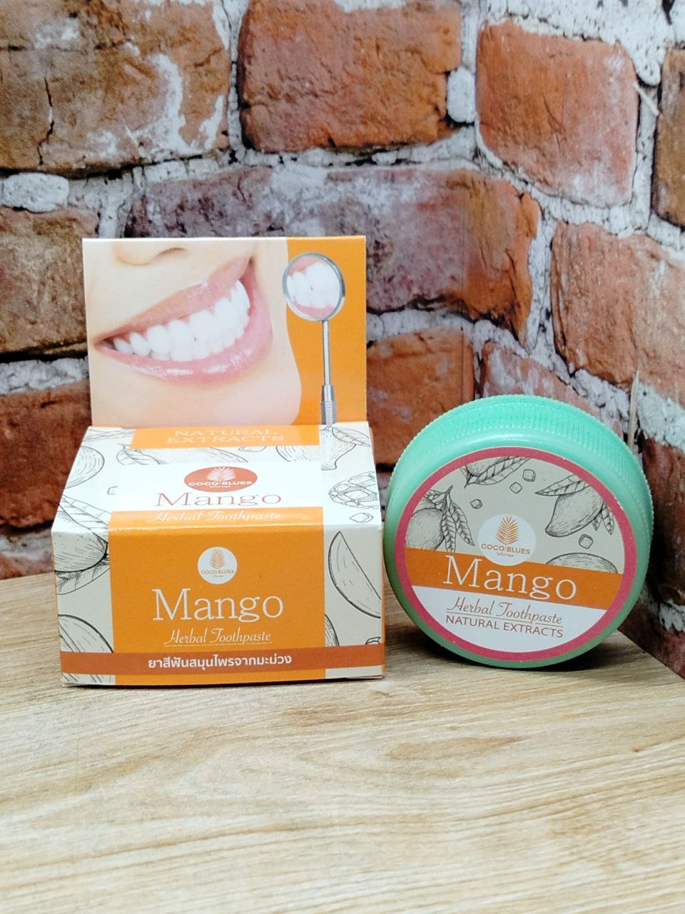 Coco Blues Herbal Toothpaste Mango Тайская травяная зубная паста с экстрактом манго 30 гр