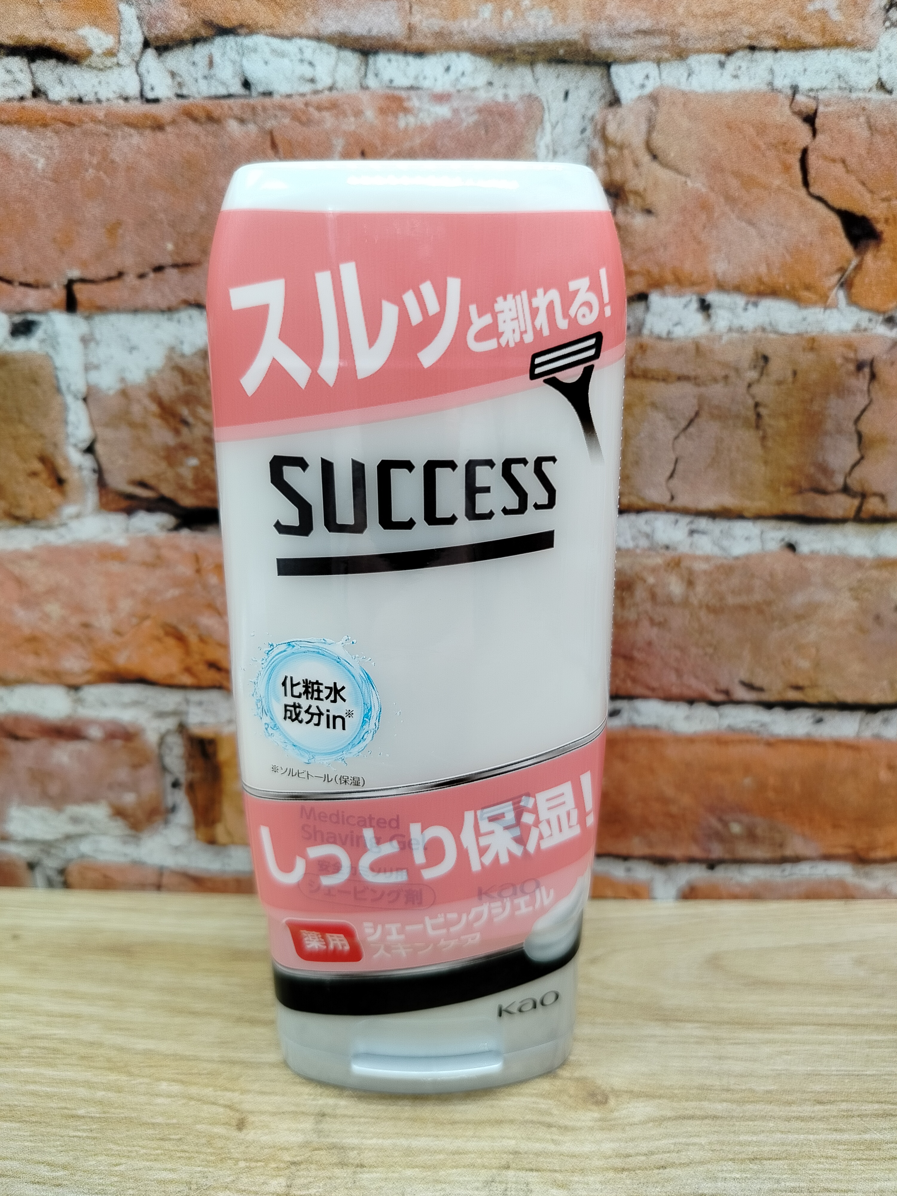 Kao Гель для бритья Success для сухой и чувствительной кожи 180 гр