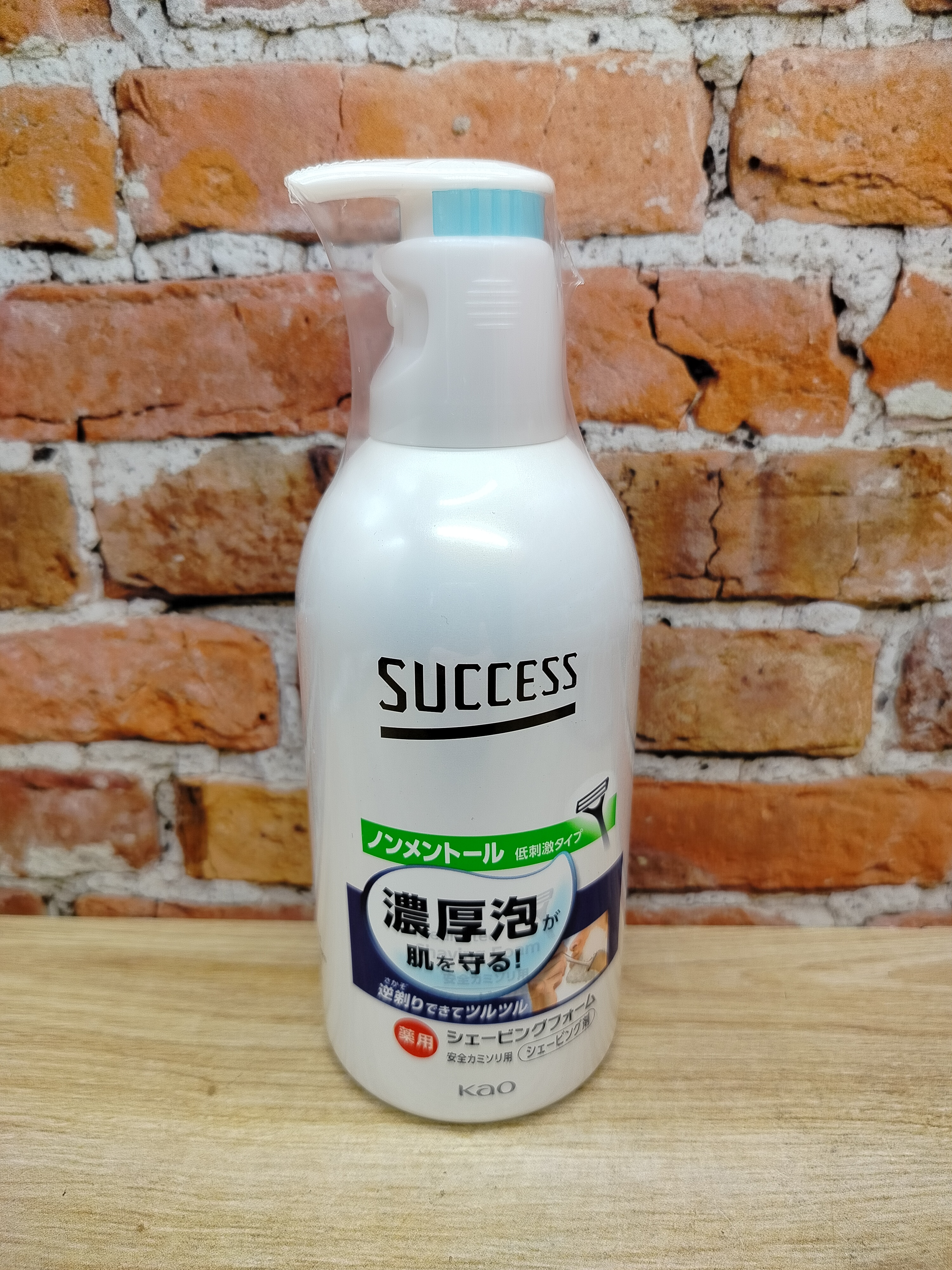 Kao Success Пена для бритья с экстрактом морских водорослей без ментола 250 гр