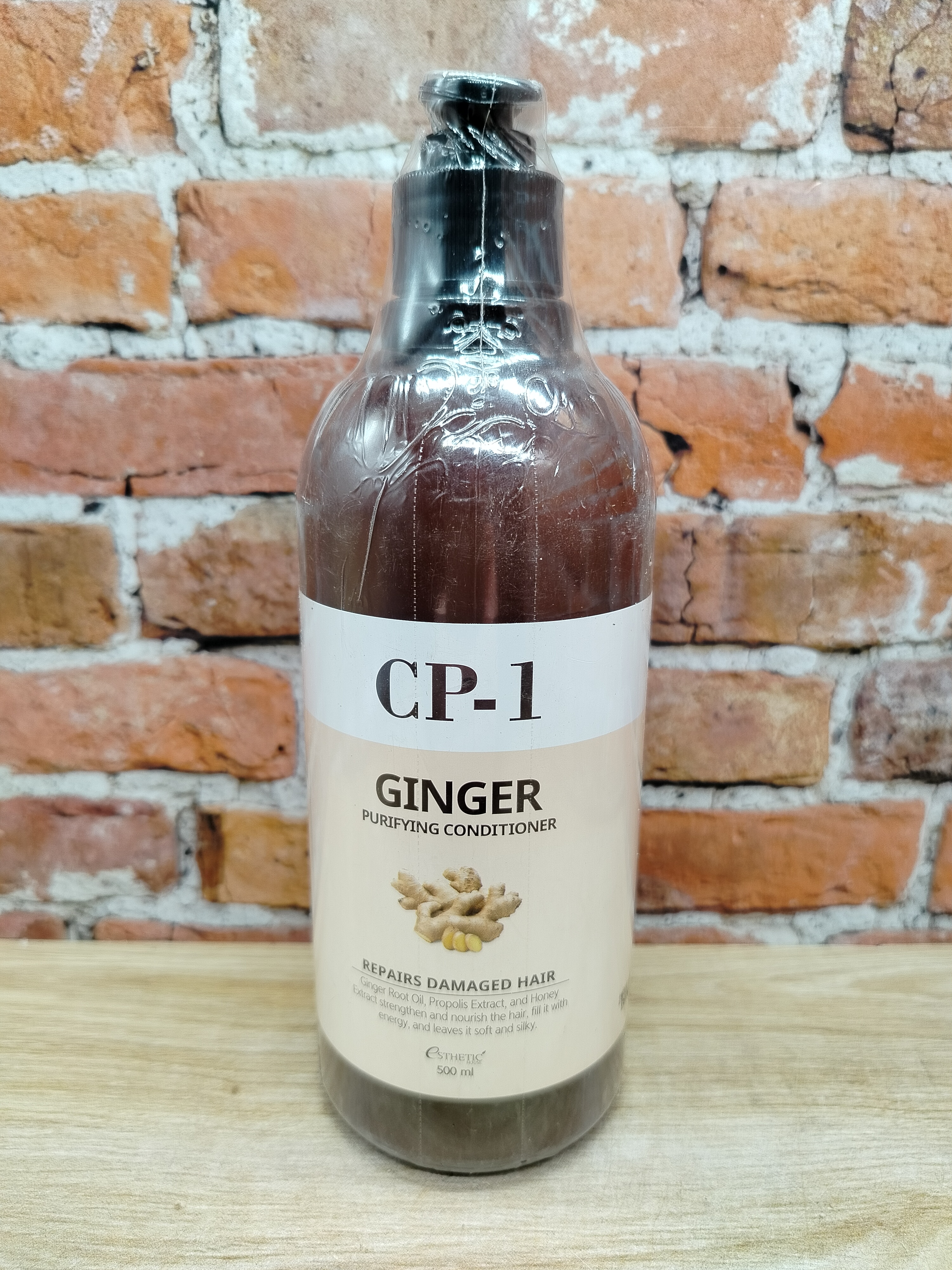 Esthetic House CP-1 Ginger Purifuing Conditioner Кондиционер для восстановления поврежденных волос с имбирем 500 мл