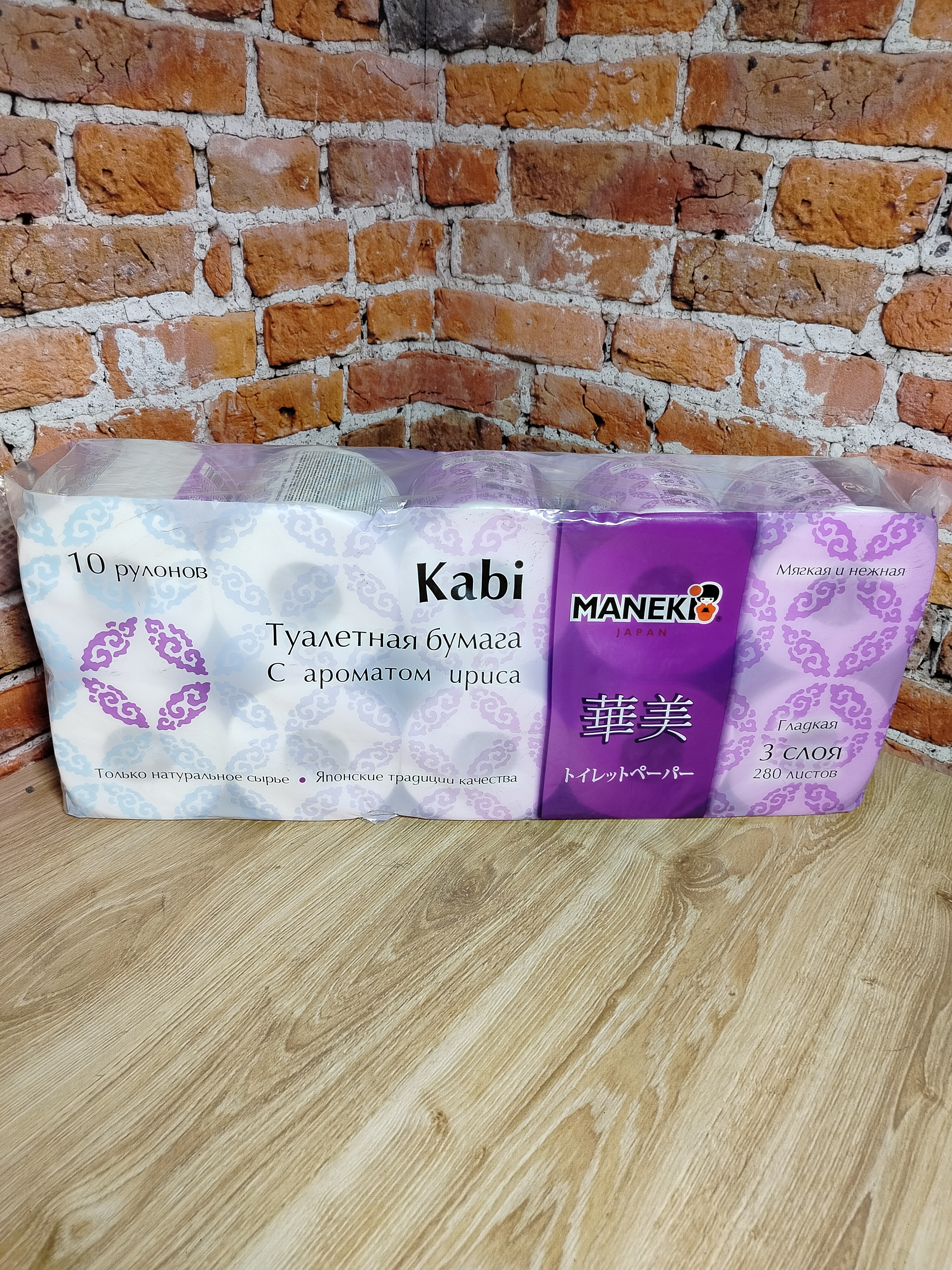 Maneki Kabi Туалетная бумага трехслойная с ароматом ириса 10 рулонов