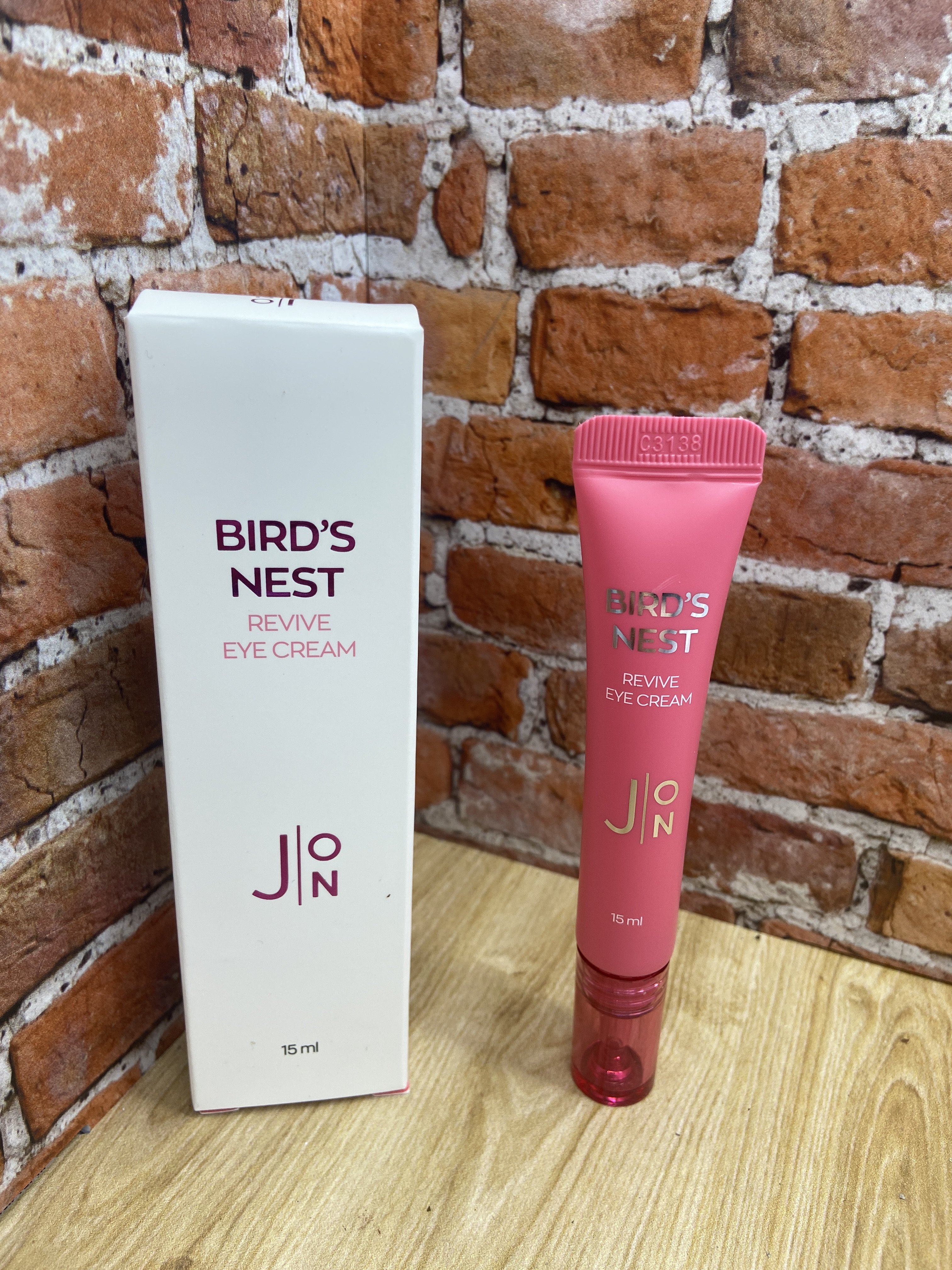 Evas J:ON Bird's Nest Eye Cream Крем для кожи вокруг глаз с Ласточкиным гнездом 15 мл