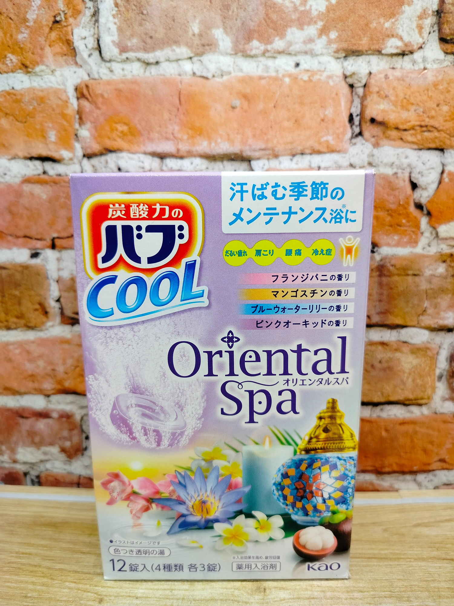 Kao Oriental Spa Шипучая соль для ванн в таблетках охлаждающая Франжипани, Мангостин, Голубая кувшинка, Розовая орхидея 12 шт 480 гр