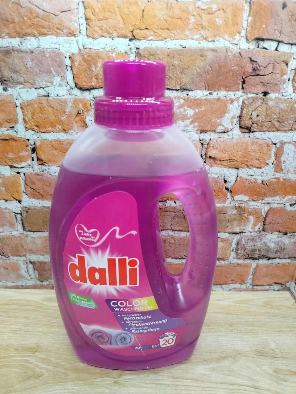 Dalli Color Универсальный концентрированный гель для стирки цветного и светлого белья 1,1 л на 20 стирок