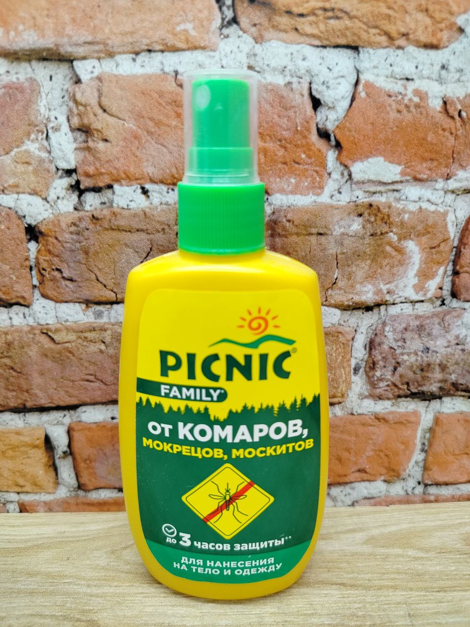 Picnic Family Спрей репеллентный от комаров мокрецов и москитов 120 мл