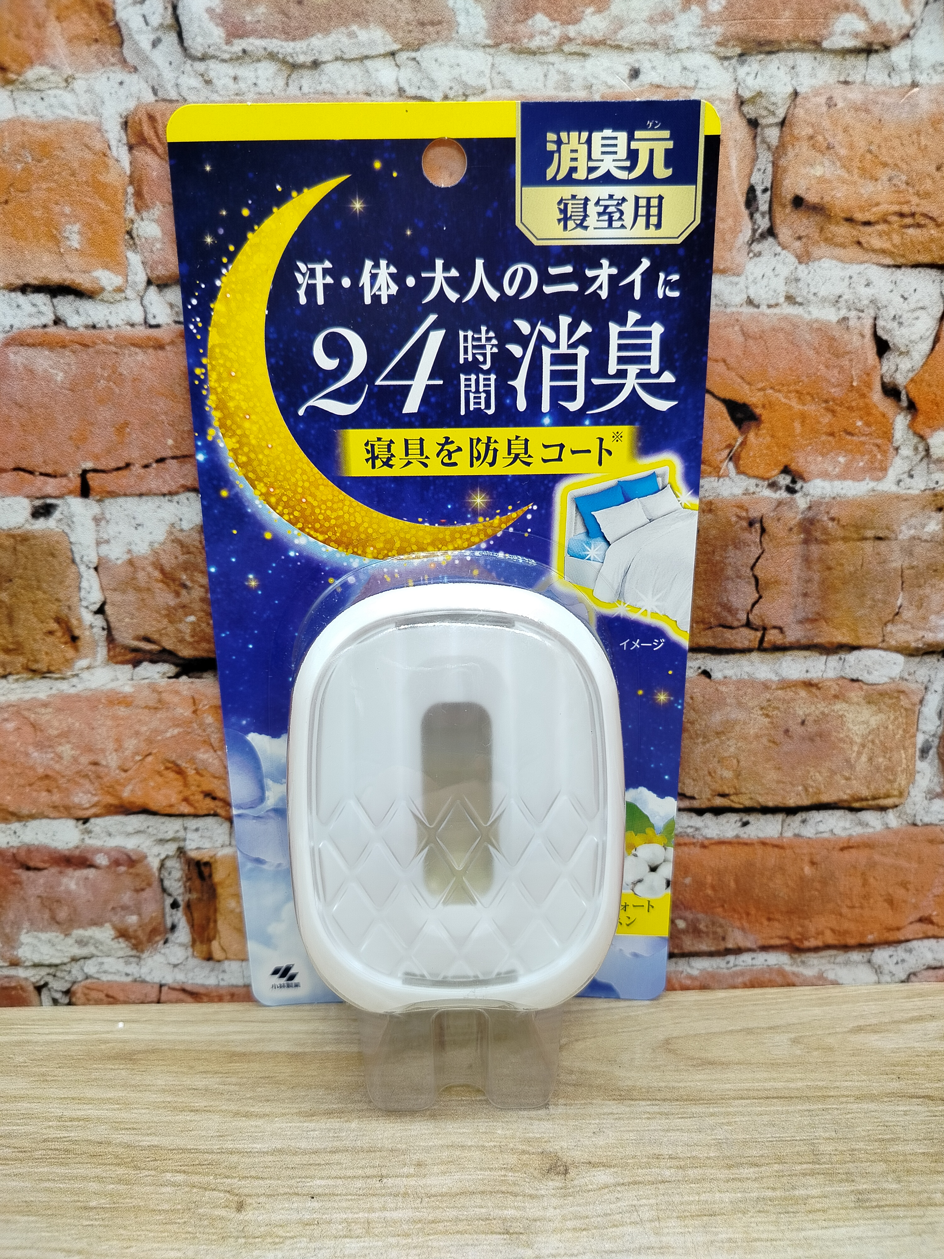 Kobayashi Oheyano Shoshugen for Bedroom Comfort Linen Жидкий дезодорант для спальной комнаты Цветы и фрукты 5,8 мл