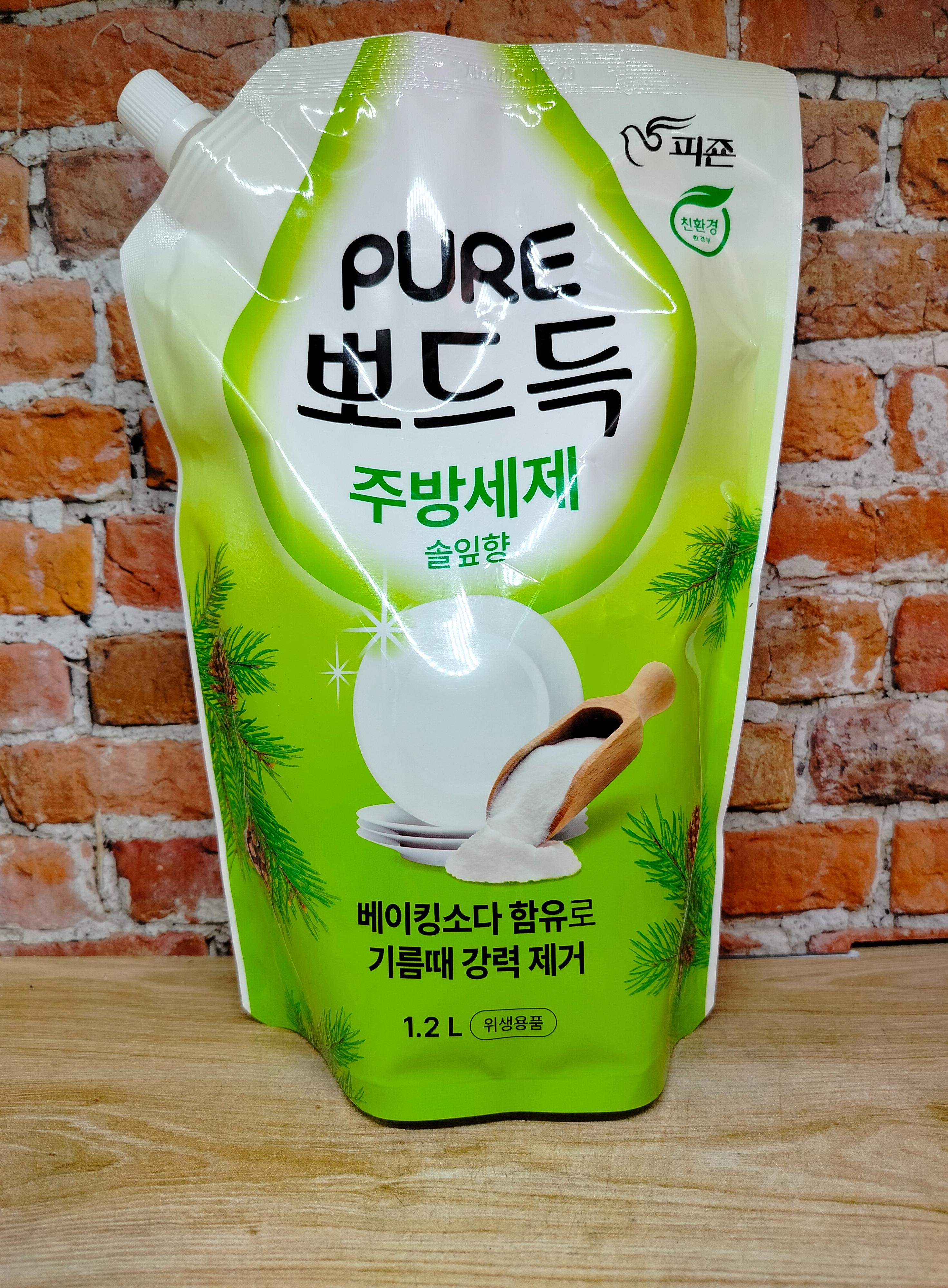 Pigeon Pure Средство для мытья посуды, овощей и фруктов с содой Хвойный лес 1,2 л в мягкой упаковке