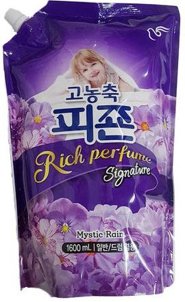Pigeon Rich Perfume Signature Кондиционер для белья супер-концентрат с ароматом Тайны дождя 1600 мл в мягкой упаковке