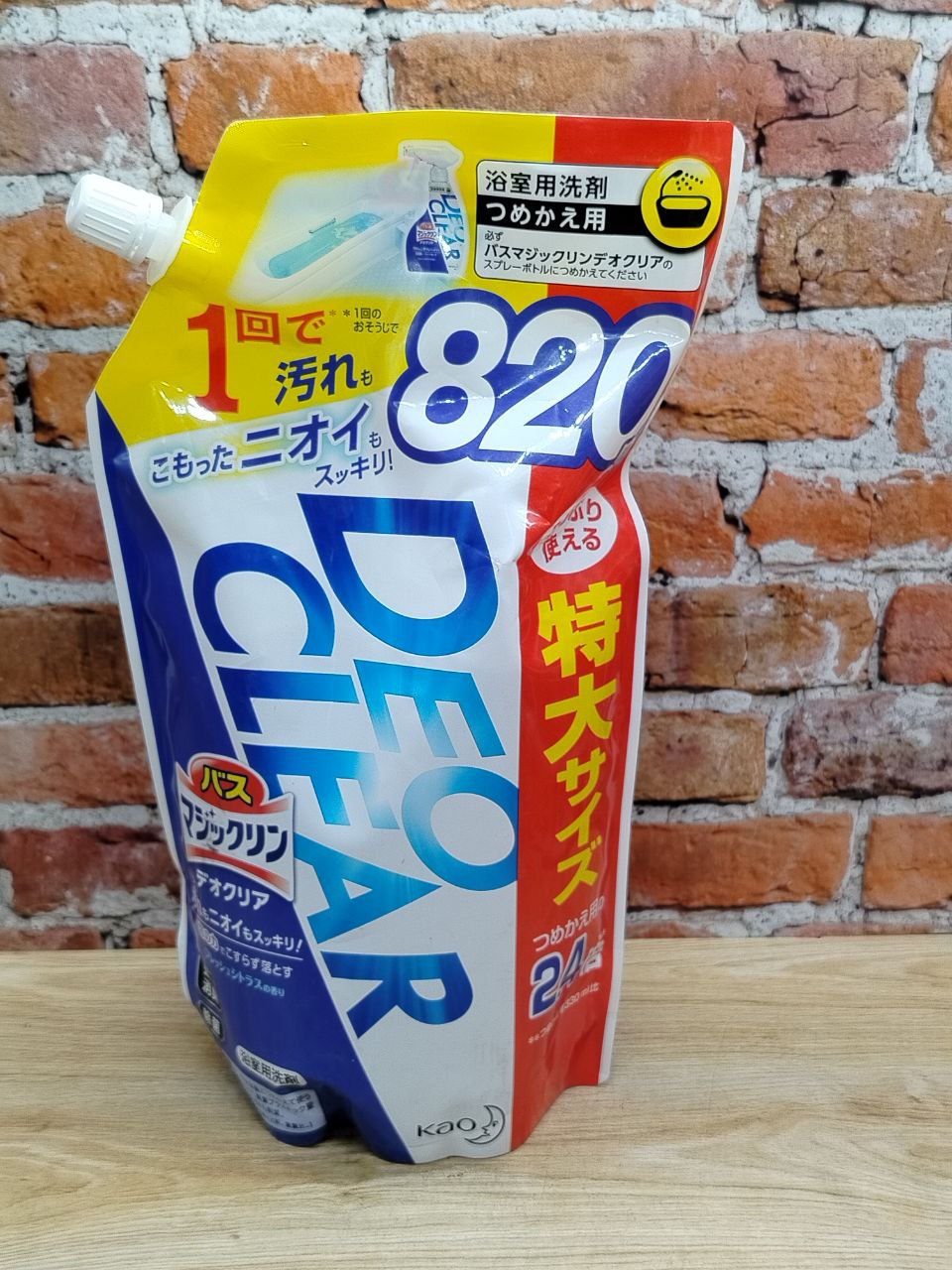Kao Magiclean Deo Clear Спрей-пенка для ванной комнаты с мощным дезодорирующим и антибактериальным эффектом и ароматом цитрусов 820 мл запасной блок с крышкой