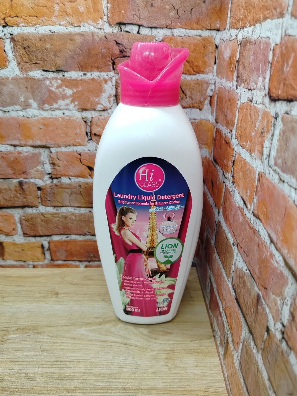 Lion Hi-Class Гель концентрированный для стирки одежды Сладкая страсть 1000 мл