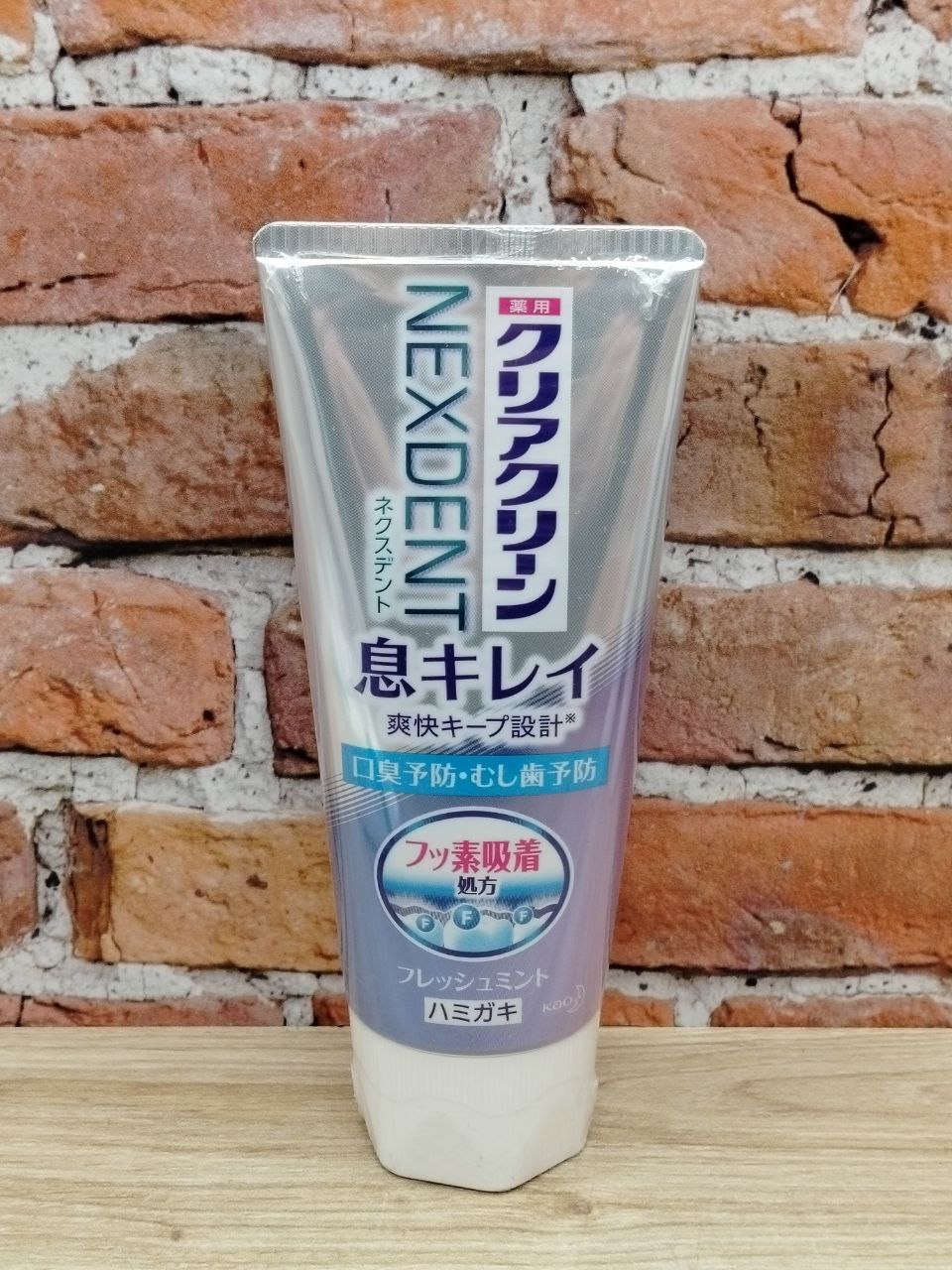 Kao Clear Clean Nexdent Breath Clean Aqua Citrus Лечебно-профилактическая зубная паста для свежести дыхания Натуральная мята 110 гр