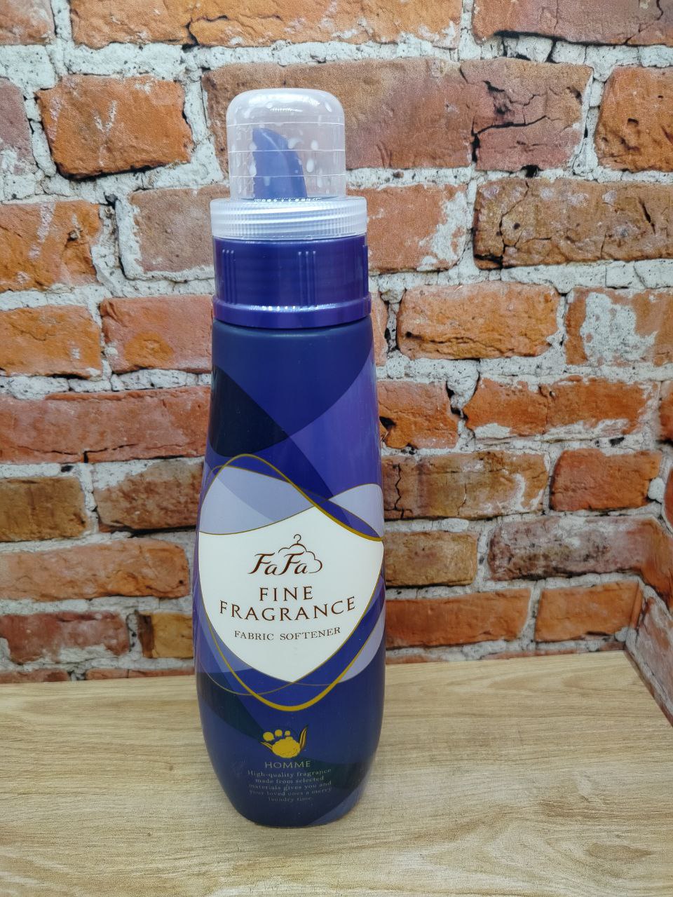 Nissan FaFa Fine Fragrance Homme Кондиционер для белья с антистатическим эффектом мускус + бергамот 600 мл /12