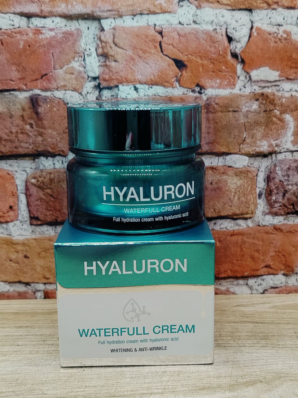 Giinsu VT Hyaluron Waterfull Cream Крем для лица увлажняющий с гиалуроновой кислотой 60 гр