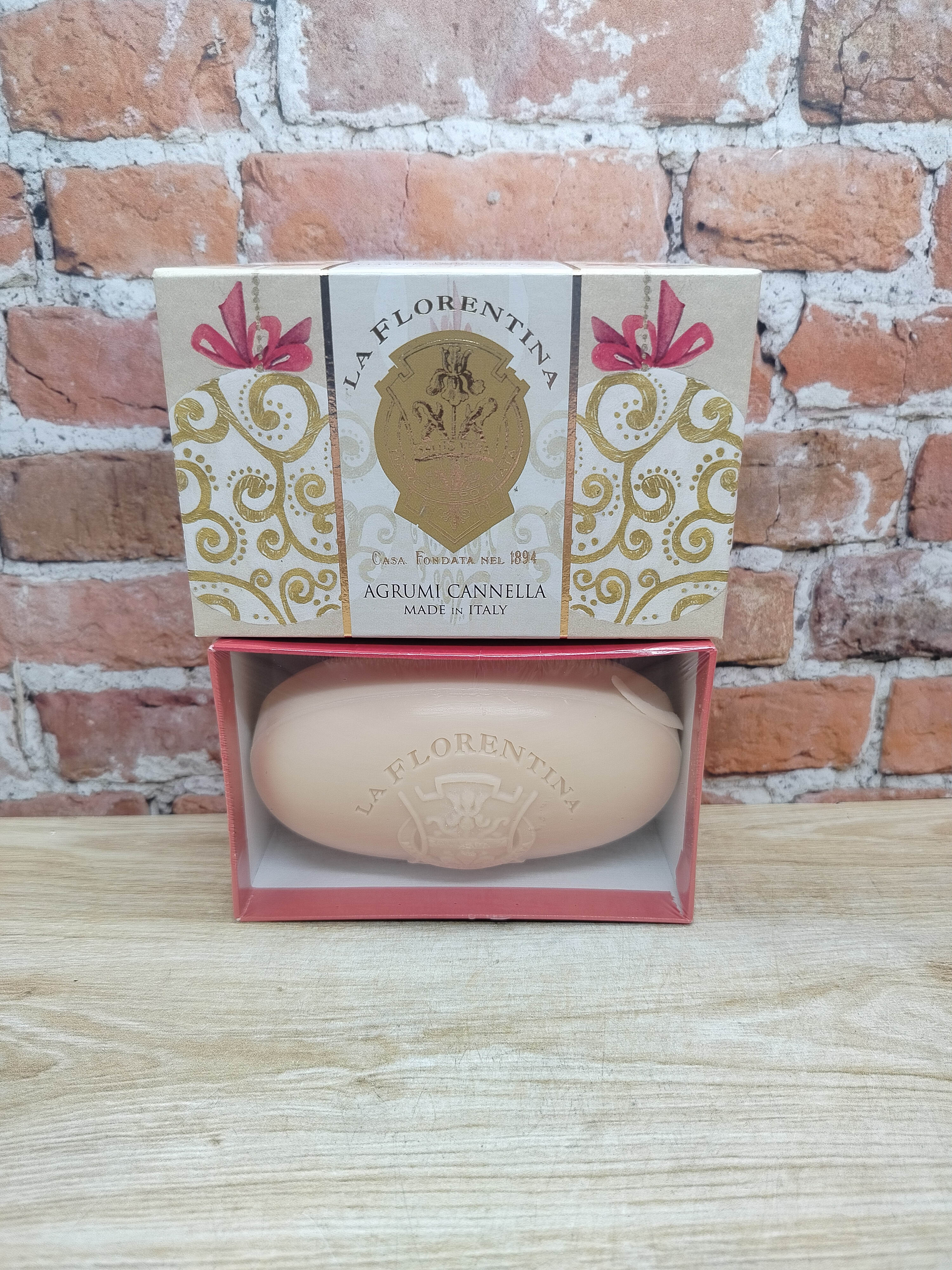 La Florentina Bath Soap Citrus Cinnamon Мыло для тела с маслом ши, оливковым маслом и экстрактом Корици и цитруса 300 гр