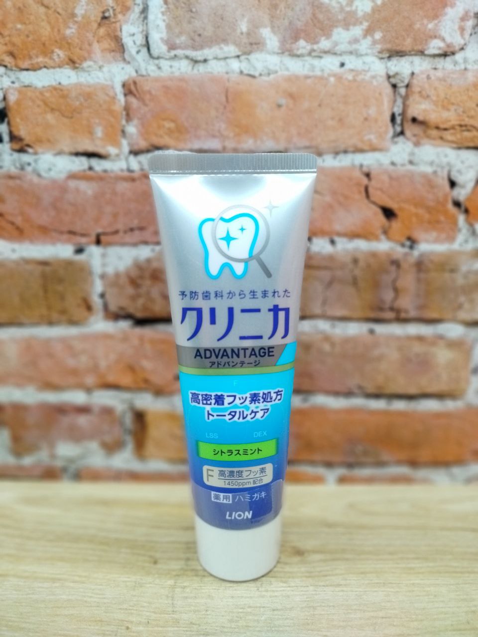 Lion Clinica Advantage Citrus Mint Зубная паста комплексного действия со вкусом цитруса и мяты 130 гр
