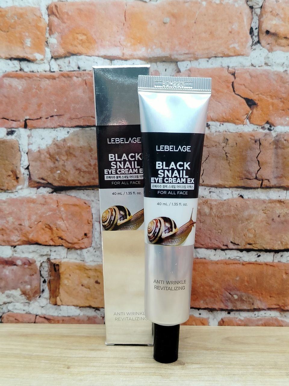 Lebelage Eye Cream EX Black Snail Крем для области вокруг глаз с муцином черной улитки 40 мл