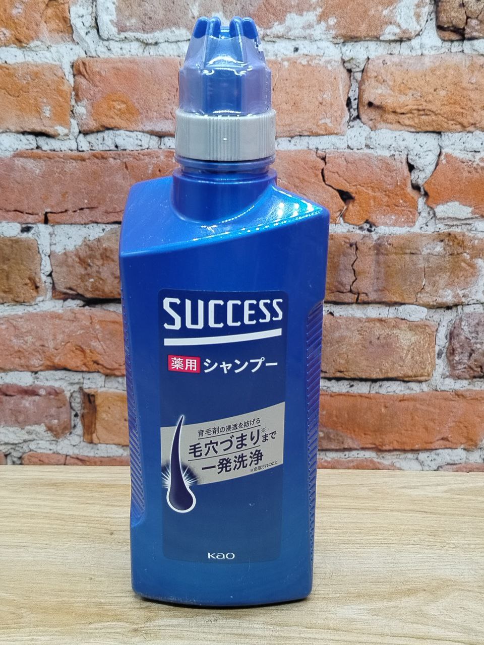 Kao Success Medicated Shampoo Мужской лечебный шампунь против зуда, шелушения и перхоти Глубокое очищение 400 мл