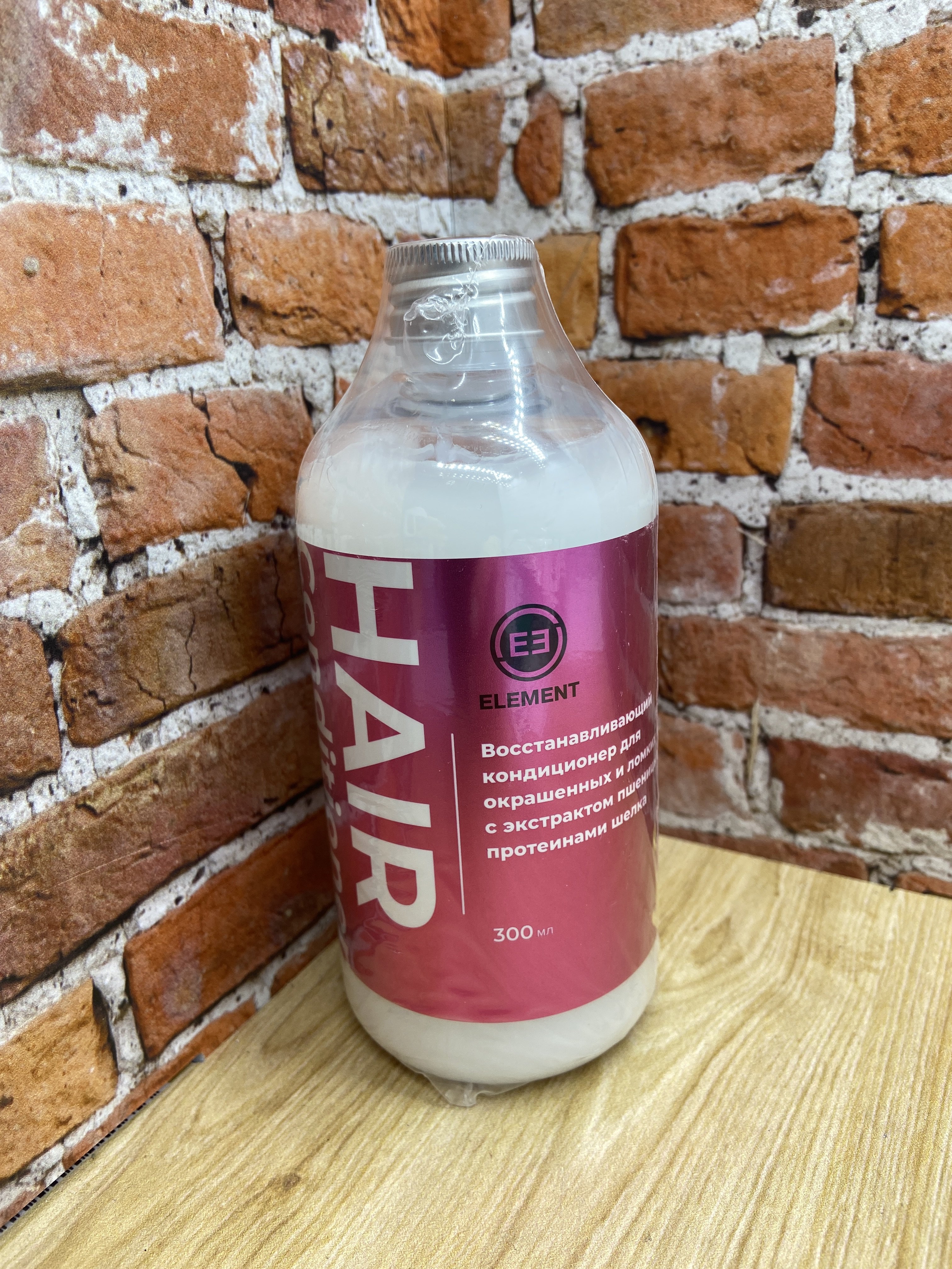 Element Кондиционер для окрашенных и ломких волос восстанавливающий с экстрактом пшеницы и протеинами шелка 300 мл