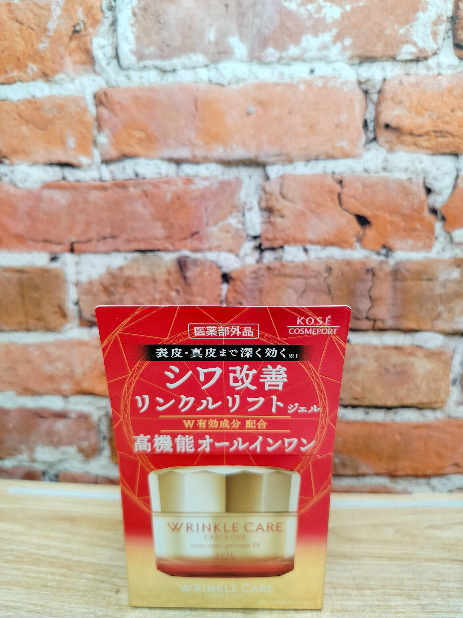 587999 KOSE Grace One Wrinkle Care Moist Repair Gel Cream Антивозрастной крем гелевого типа (7в1) с ниацинамидом, гиалуроновой кислотой, коллагеном и маточным молочком,100г. 1/36