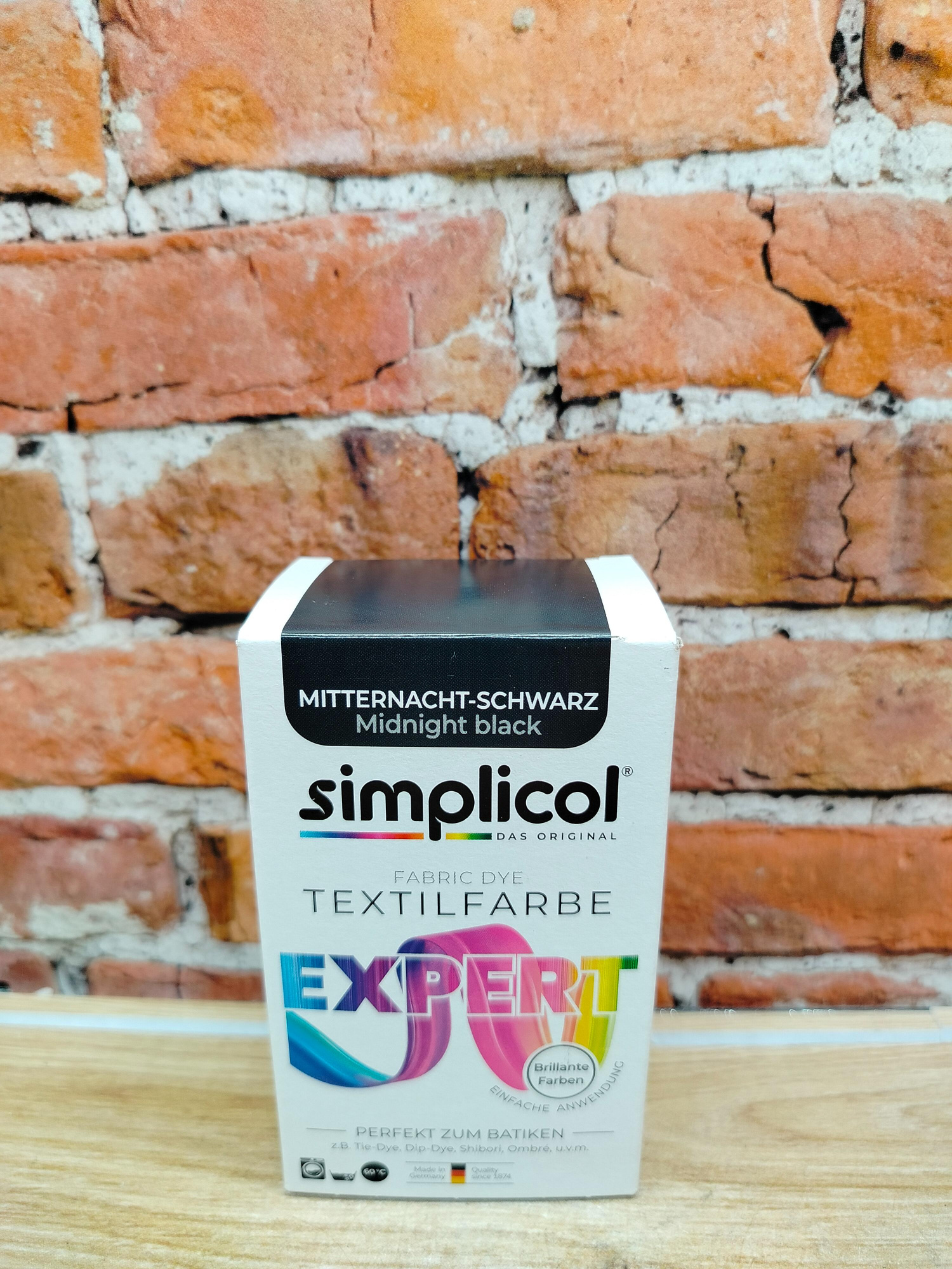 Simplicol Expert Краска текстильная для одежды и тканей из шерсти и шелка Черного цвета 150 гр