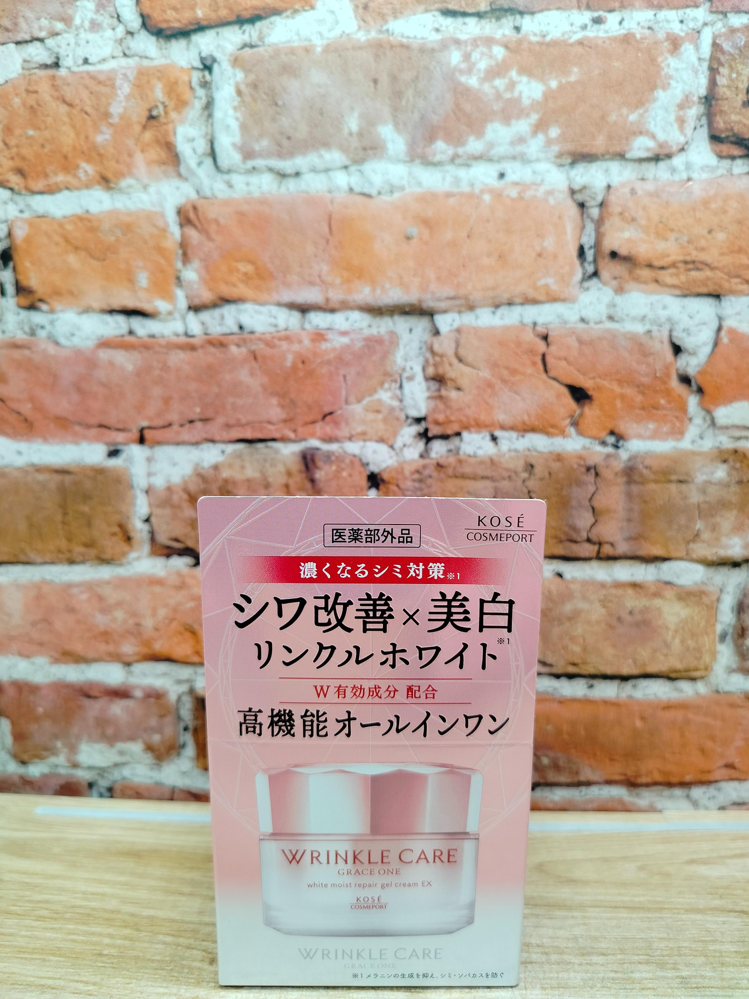 595116 KOSE Grace One Wrinkle Care White Moist Repair Gel Cream Антивозрастной восстанавливающий крем гелевого типа (7в1), выравнивающий тон кожи,100г. 1/36