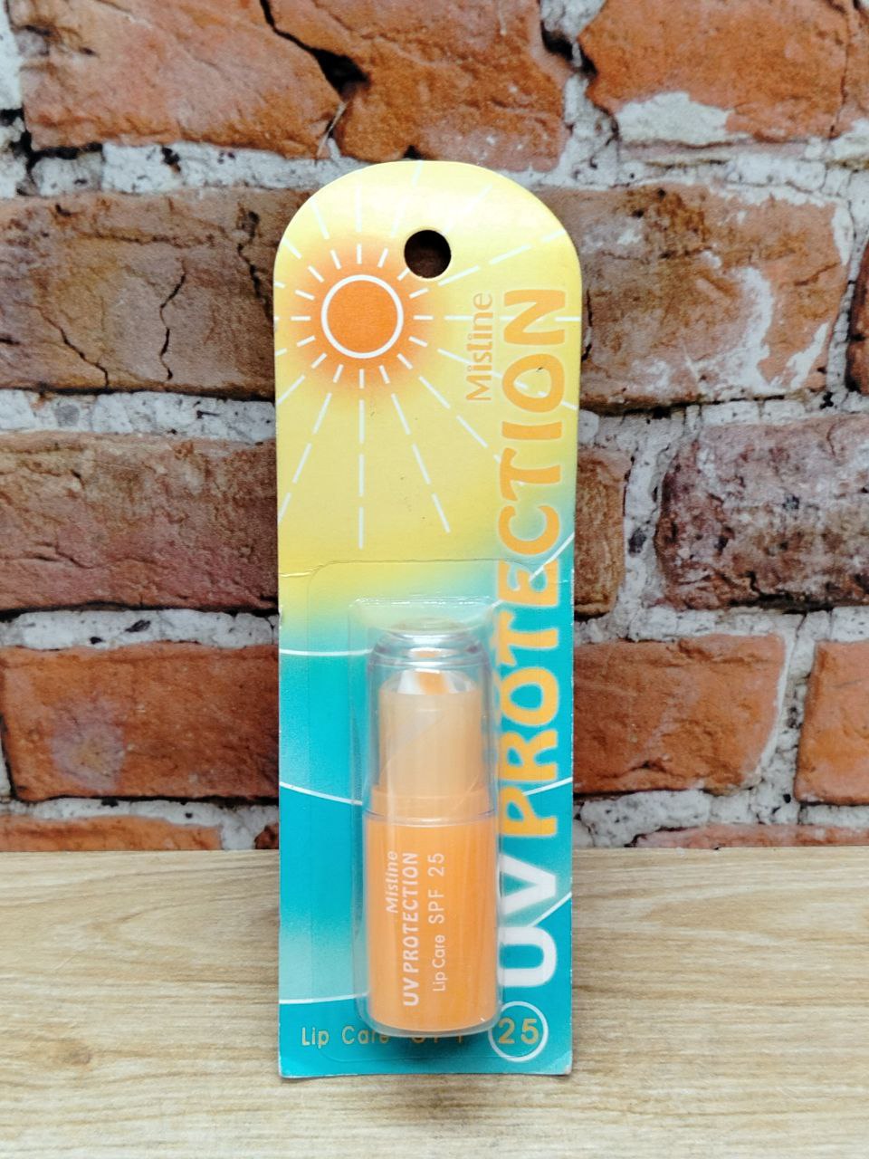 Mistine UV SPF 25 Помада-бальзам для губ гигеническая с защитой от солнца 2,5 гр