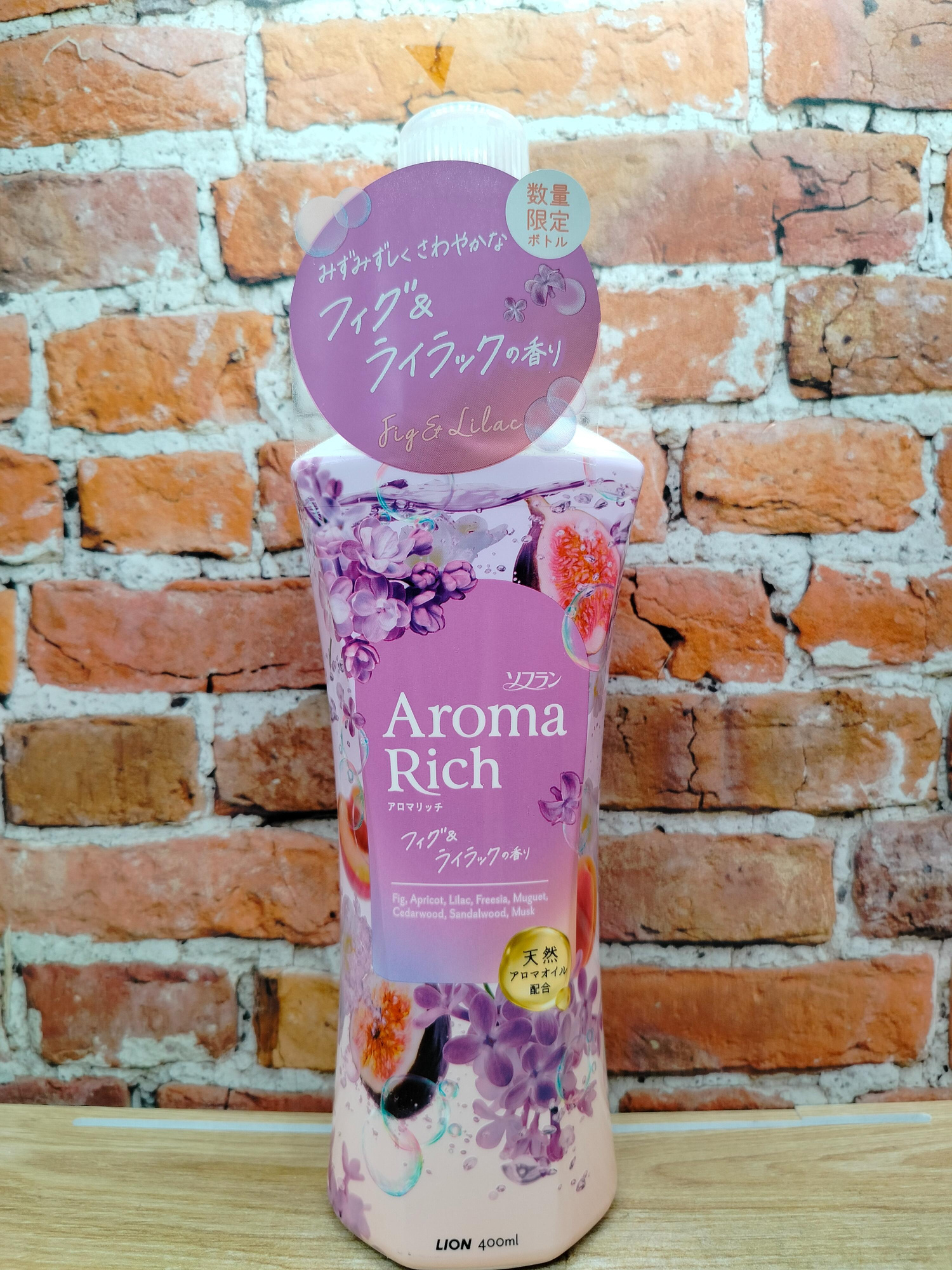 Lion Soflan Aroma Rich Fig & Lilac Кондиционер для белья с натуральными ароматическими маслами 400 мл