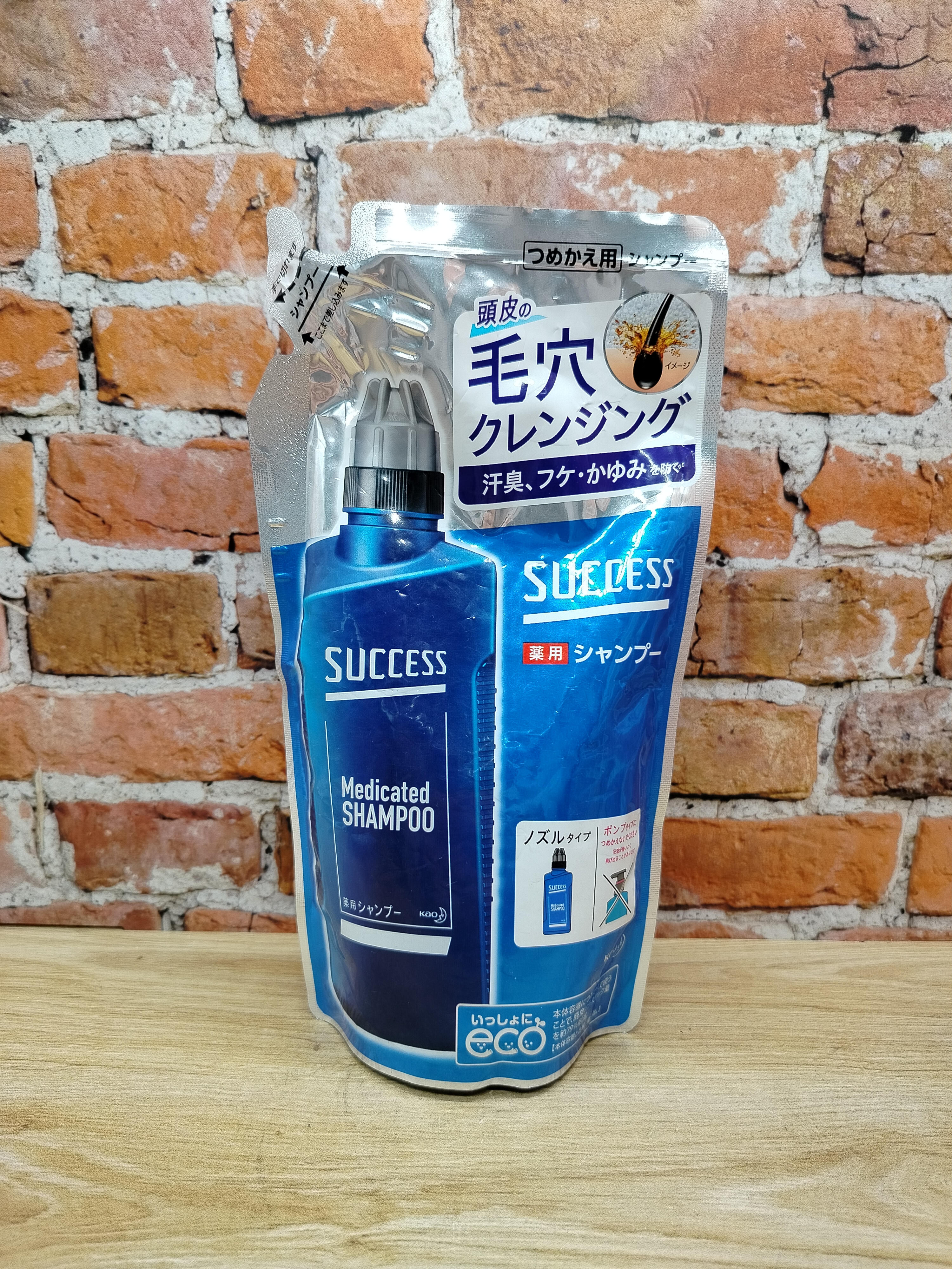 Kao Success Medicated Shampoo Мужской лечебный шампунь против зуда, шелушения и перхоти Глубокое очищение 320 мл запасной блок