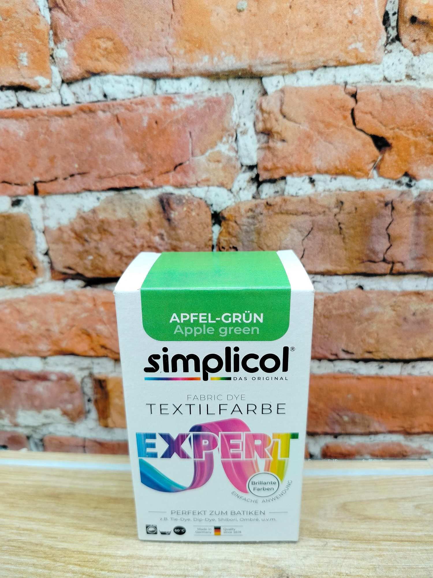 Simplicol Expert Краска текстильная для одежды и тканей из шерсти и шелка Зеленого цвета 150 гр