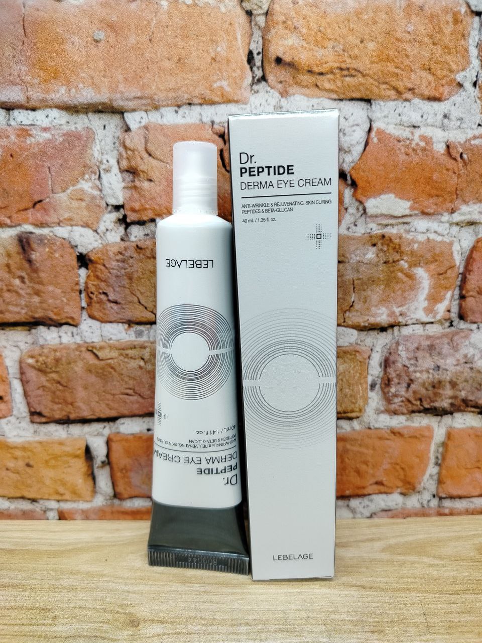 Lebelage Derma Eye Cream Dr. Peptide Anti-Wrinkle & Rejuvenating Крем для области вокруг глаз с пептидами 40 мл