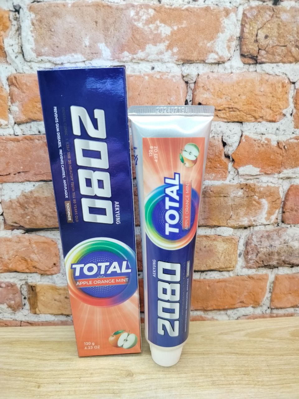 Aekyung Dental Clinic 2080 Vita Care Coenzyme Q10 Зубная паста витаминный уход со вкусом мяты и зеленого яблока 120 гр