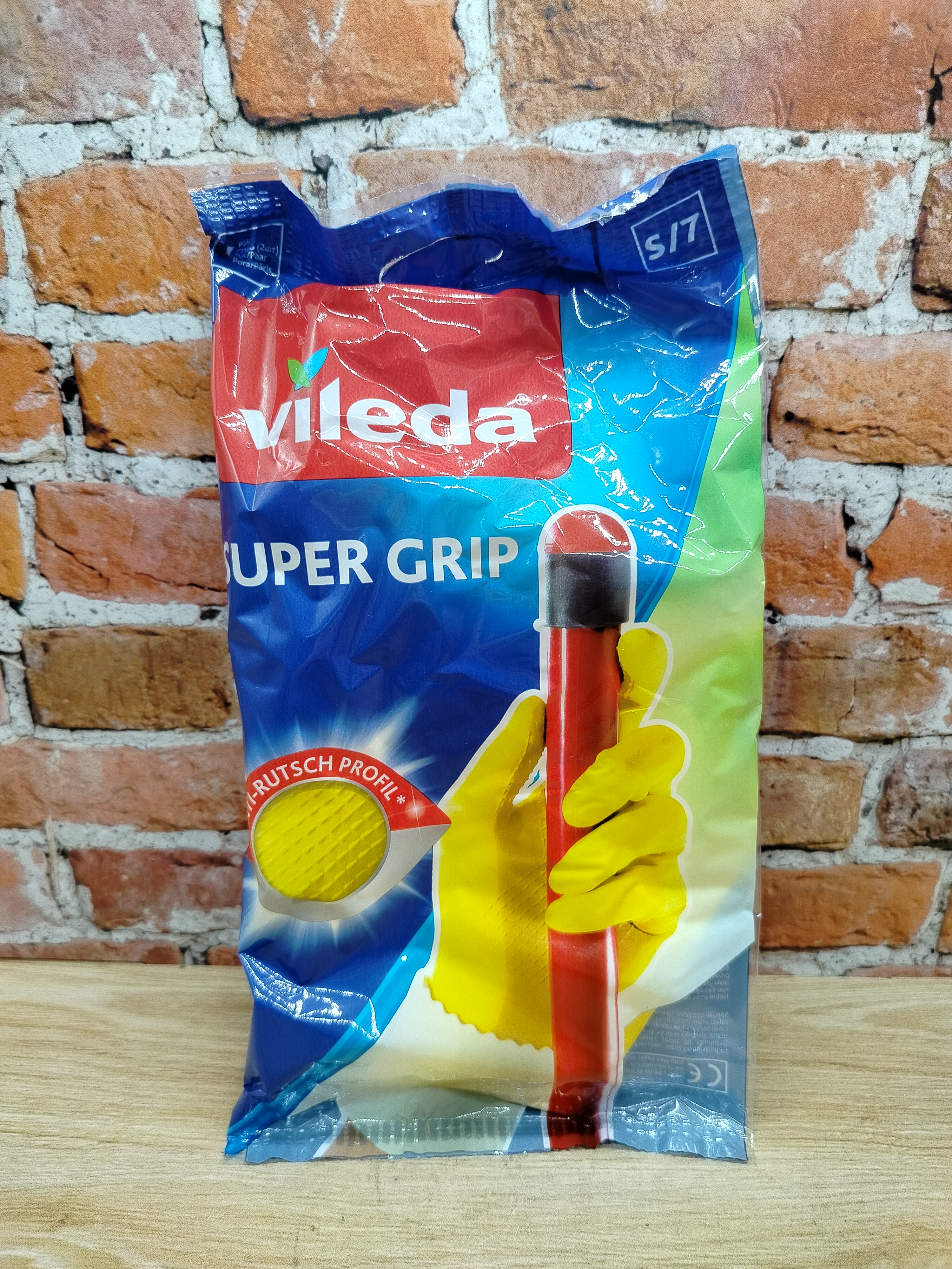 Vileda Super Grip Резиновые перчатки хозяйсвтенные универсальные с рельефным профилел и внутренним хлопковым напылением Размер 7 S Маленький