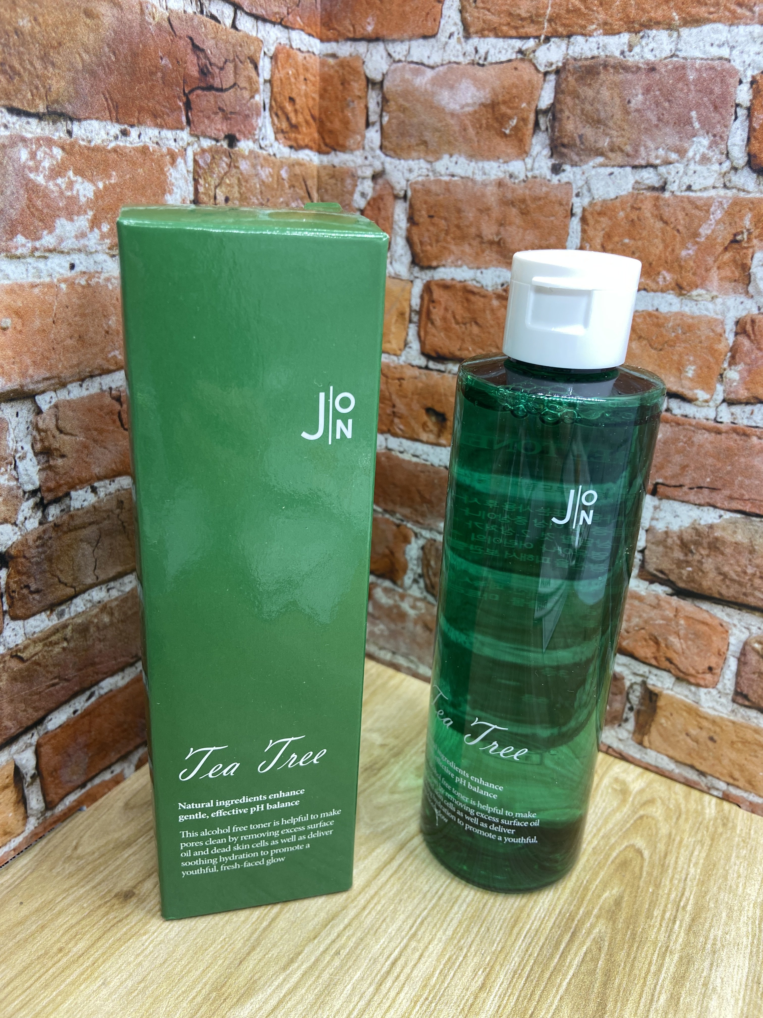 Evas J:ON Tea Tree Toner Тонер для лица с чайным деревом 200 мл