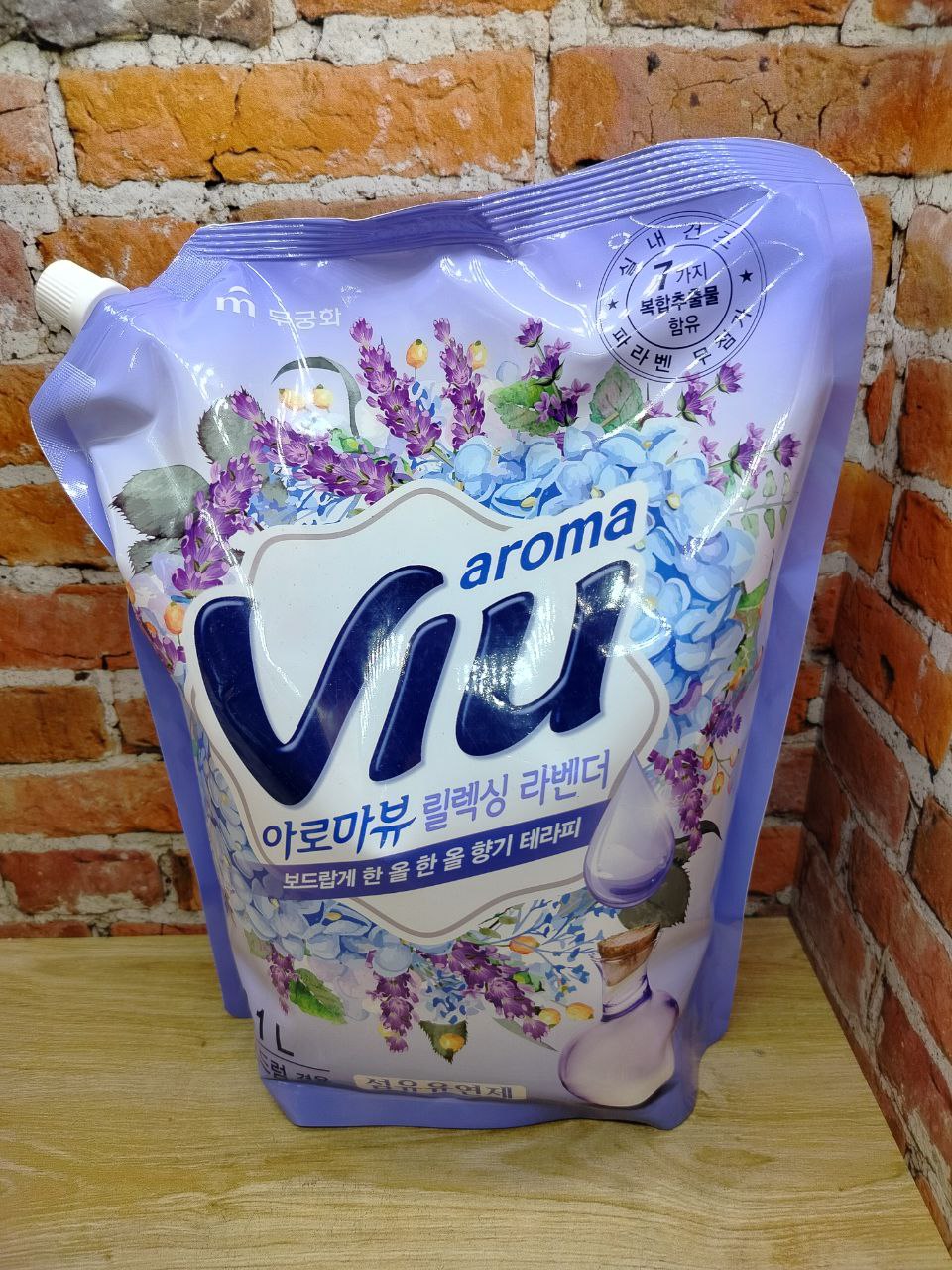 Mukunghwa Aroma Viu Mediterranean Lavender Антибактериальный ароматизирующий кондиционер средиземноморская лаванда 2,1 л в мягкой упаковке